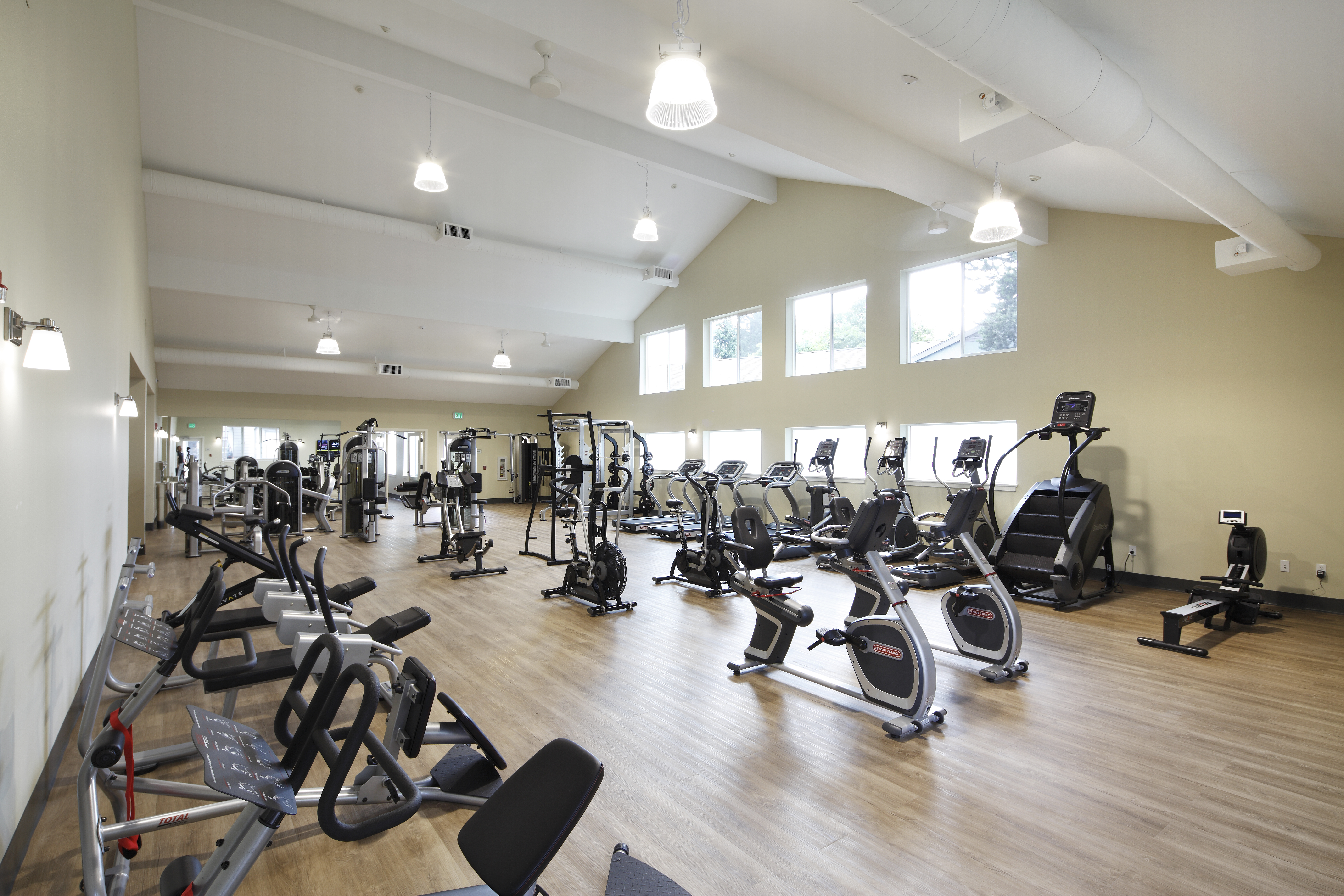 Gym at Eaves Redmond Campus (1 of 3)