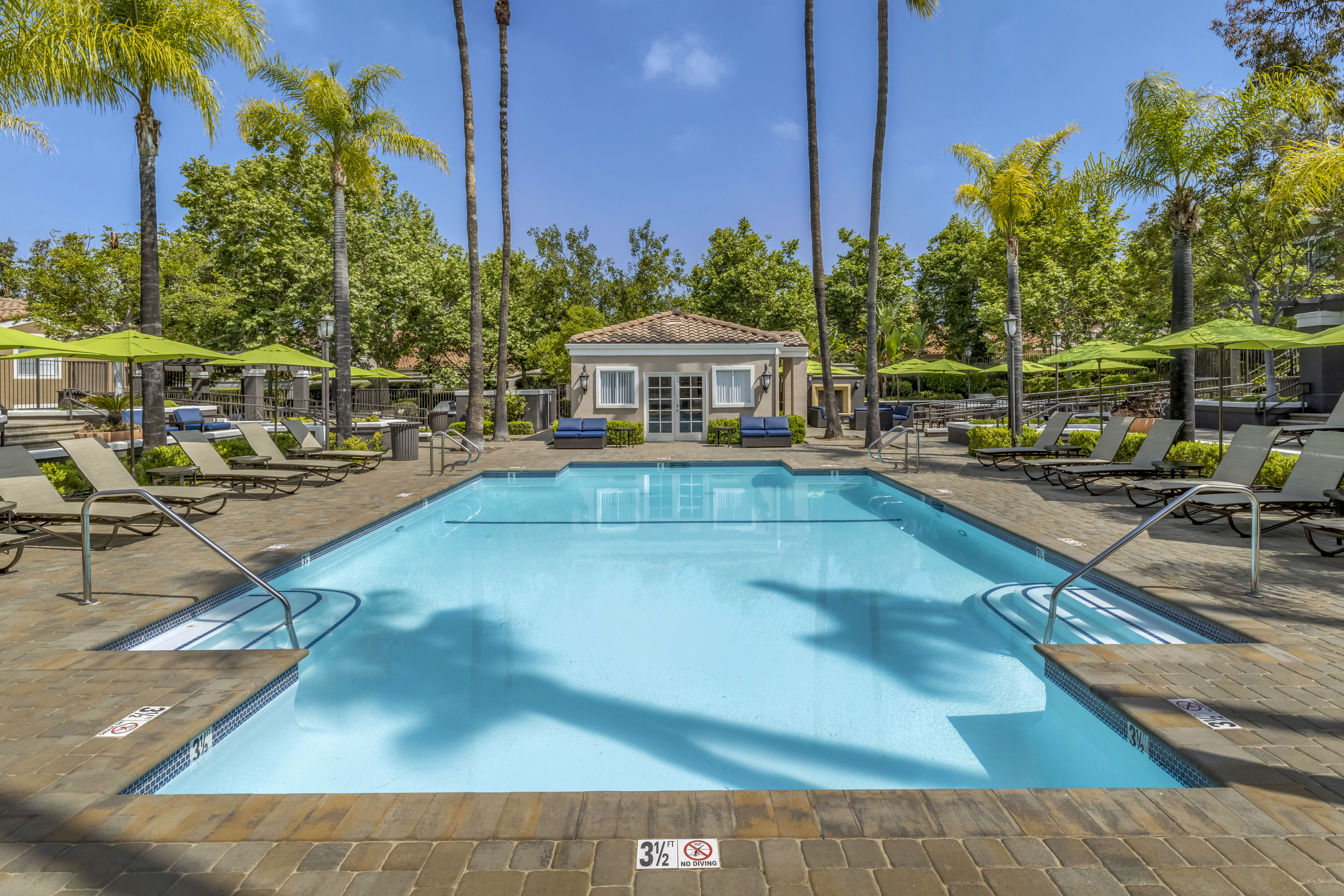 Pool at Eaves Santa Margarita (2 of 8)