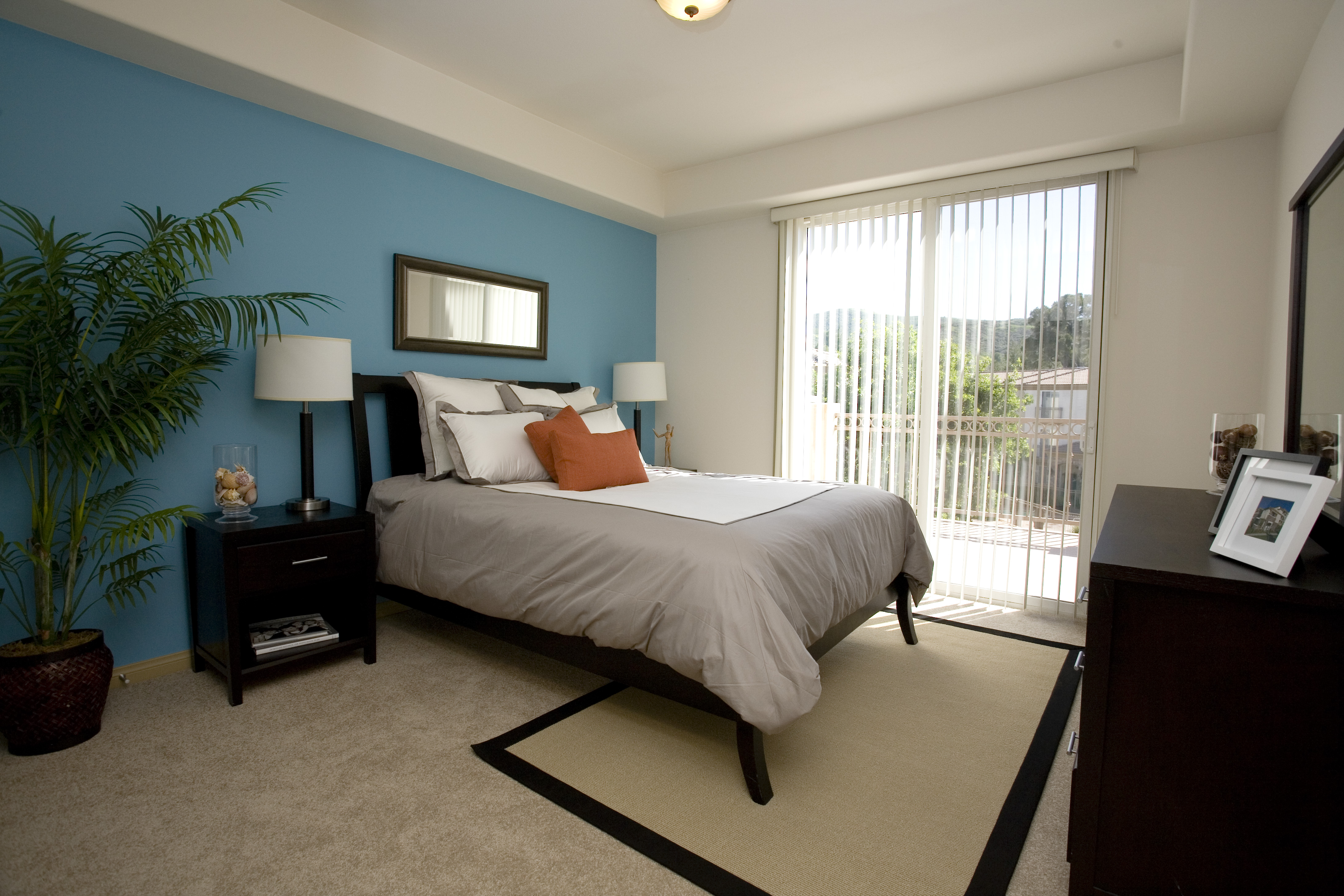 Avalon Thousand Oaks Plaza 9 of 12