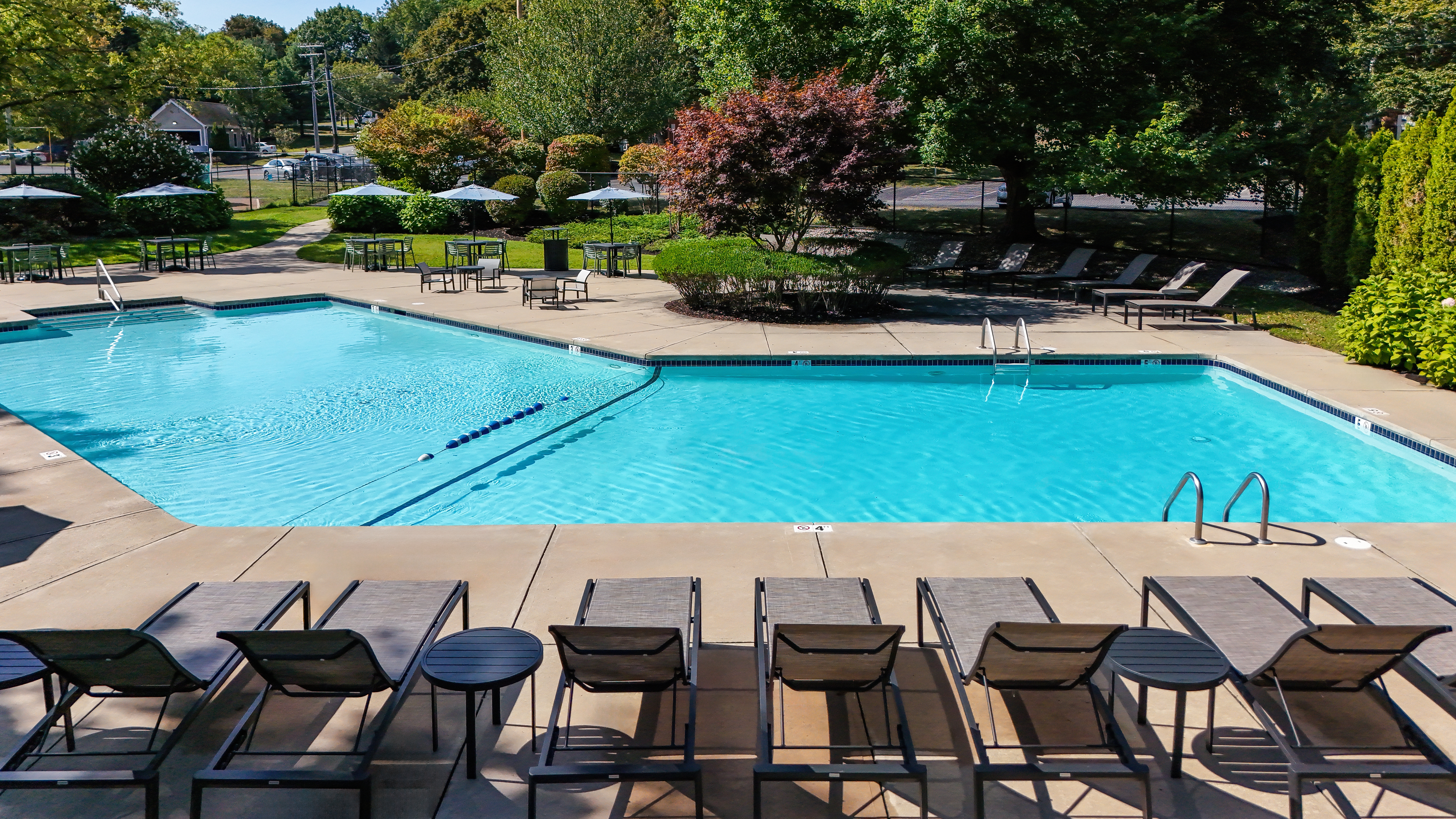 Pool at Eaves (5 of 8)