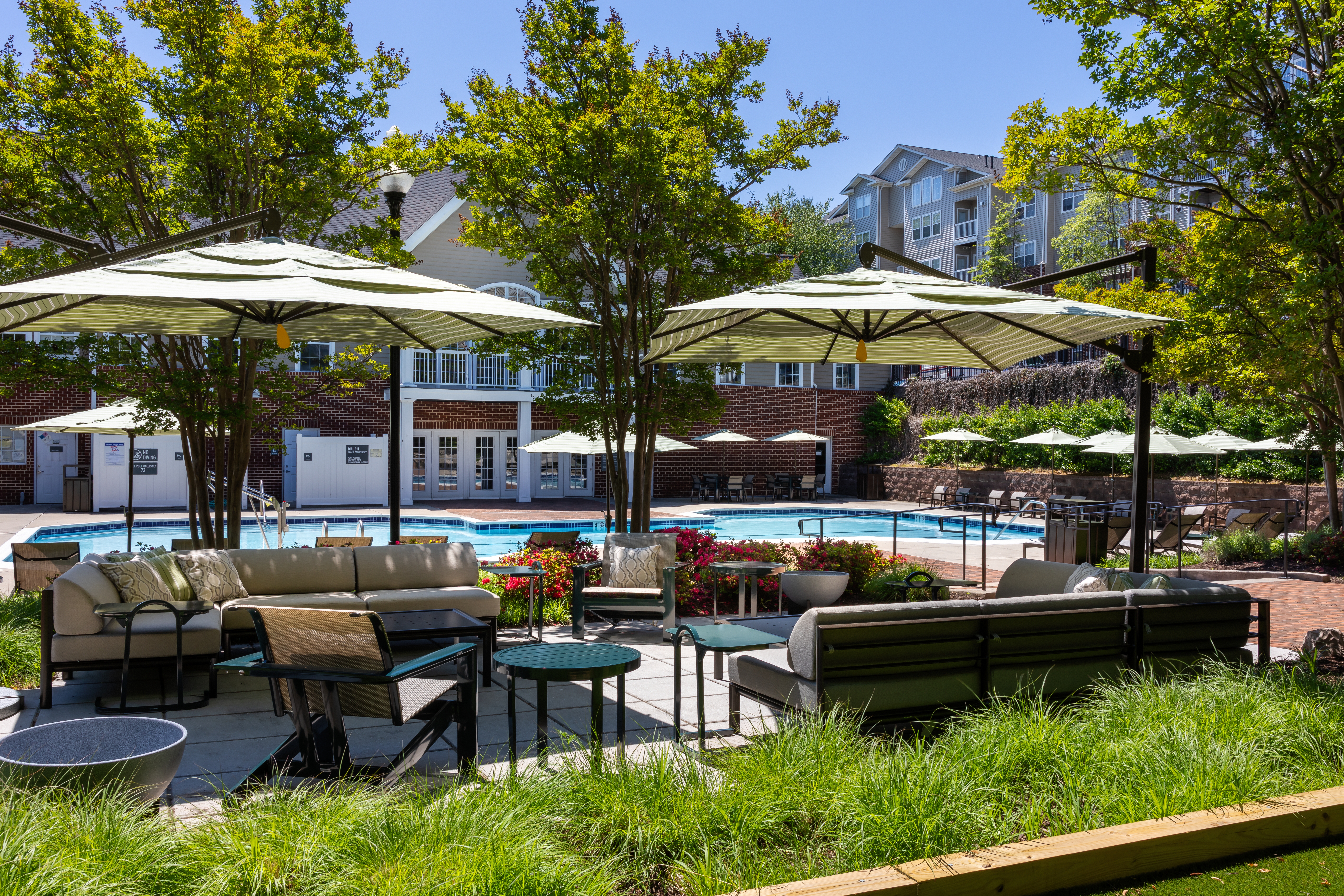 Pool at Avalon (5 of 5)