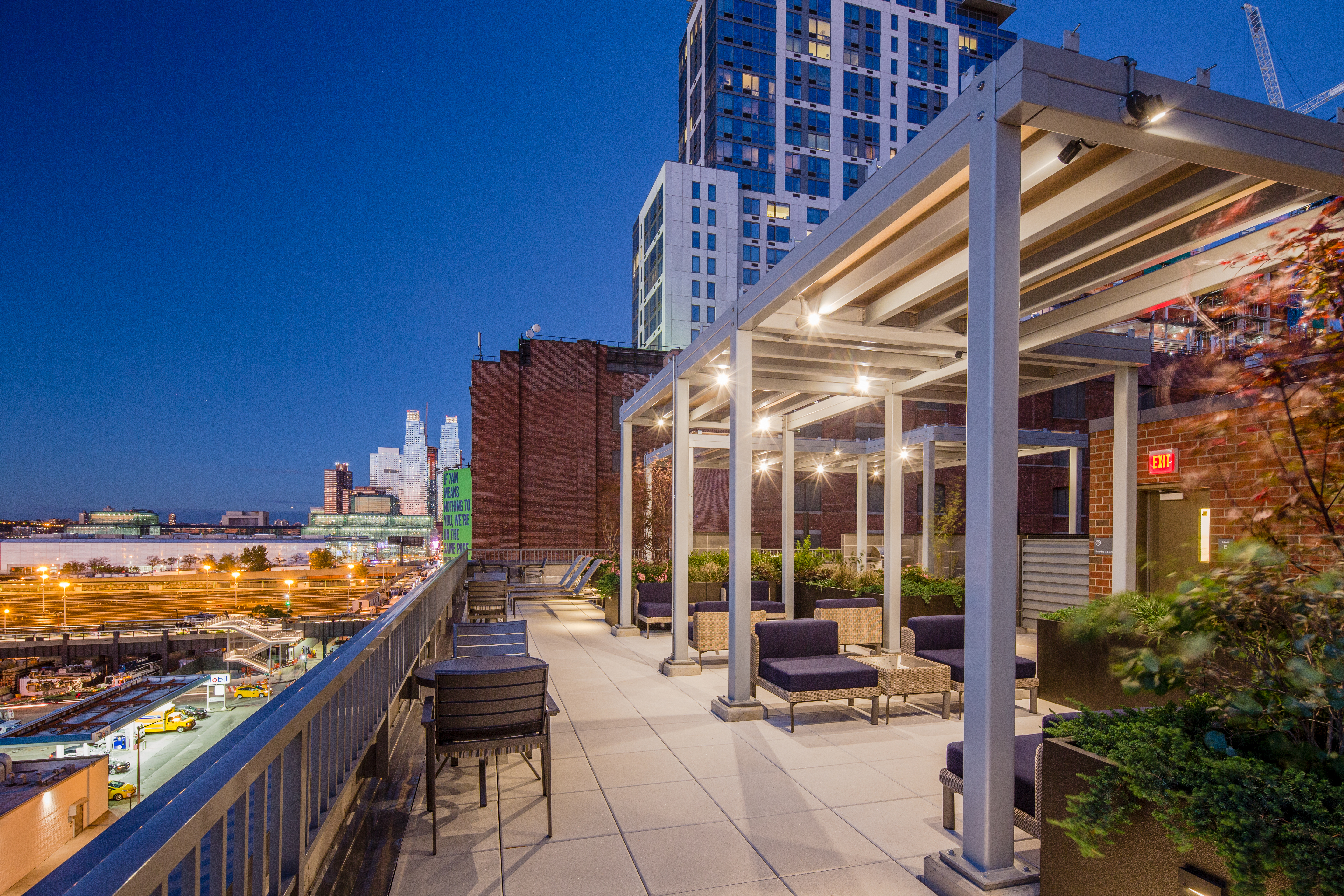 Roof deck at Avalon West Chelsea (2 of 3)