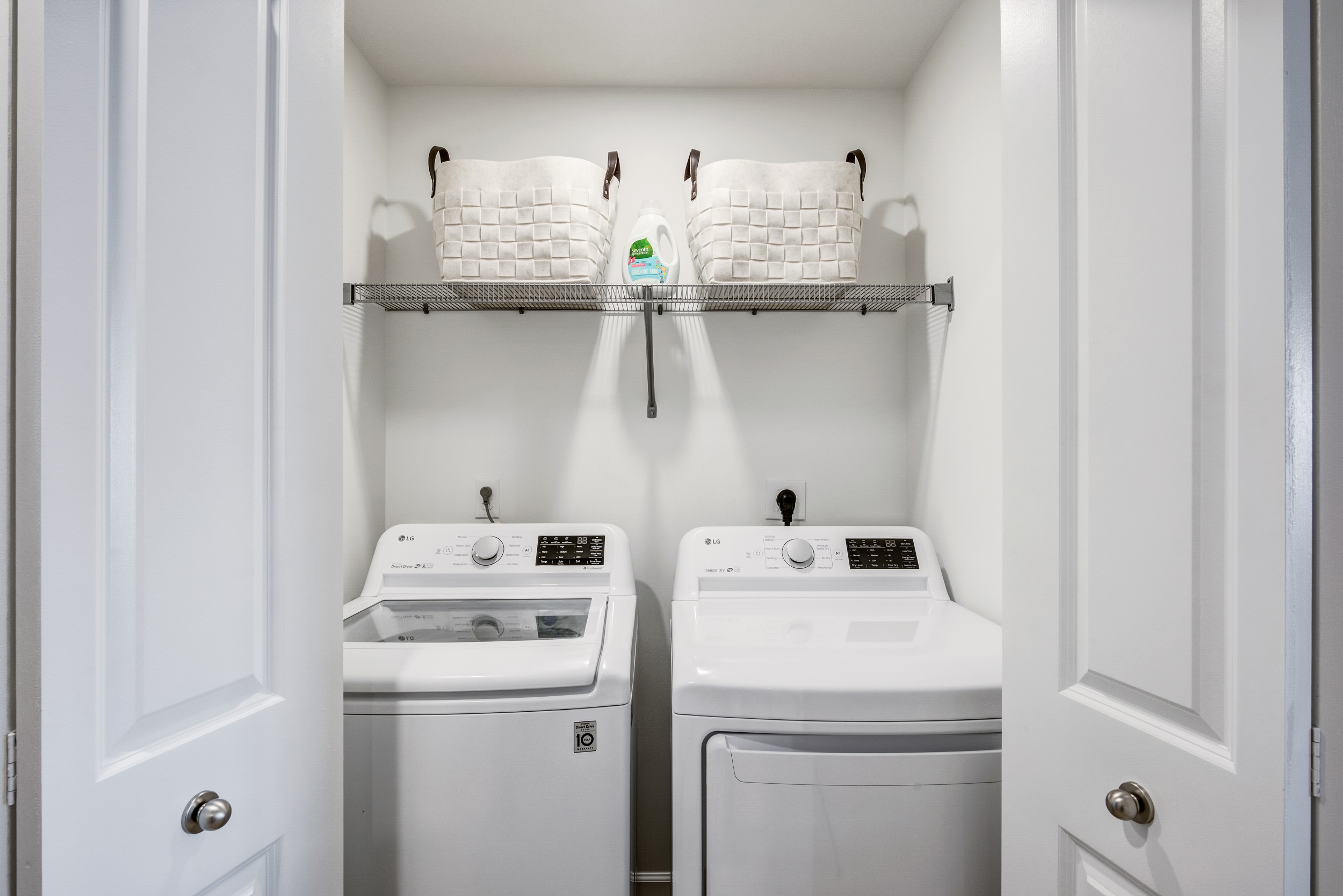 Laundry room at Avalon Miramar Park Place