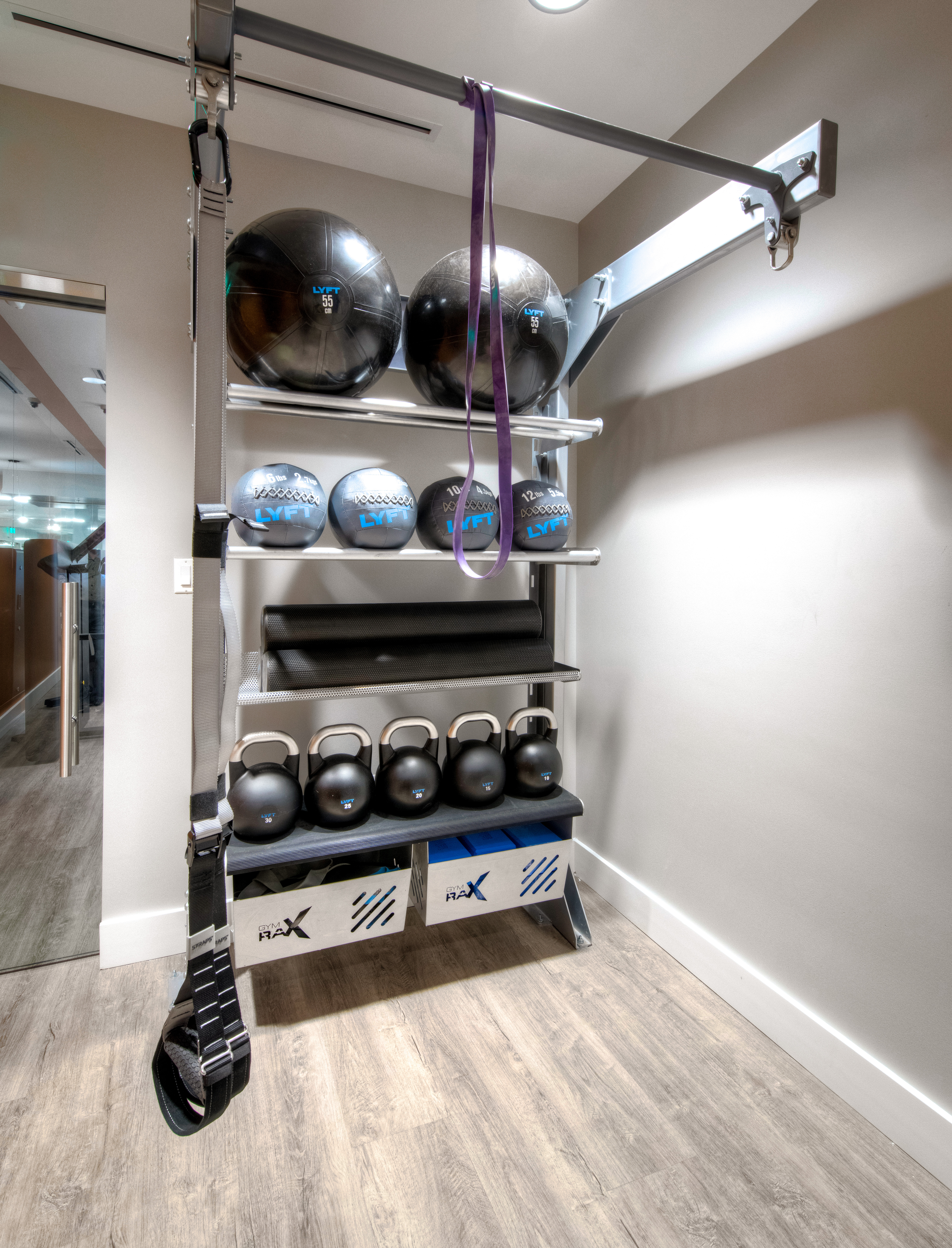 Gym at Avalon Clarendon (4 of 4)