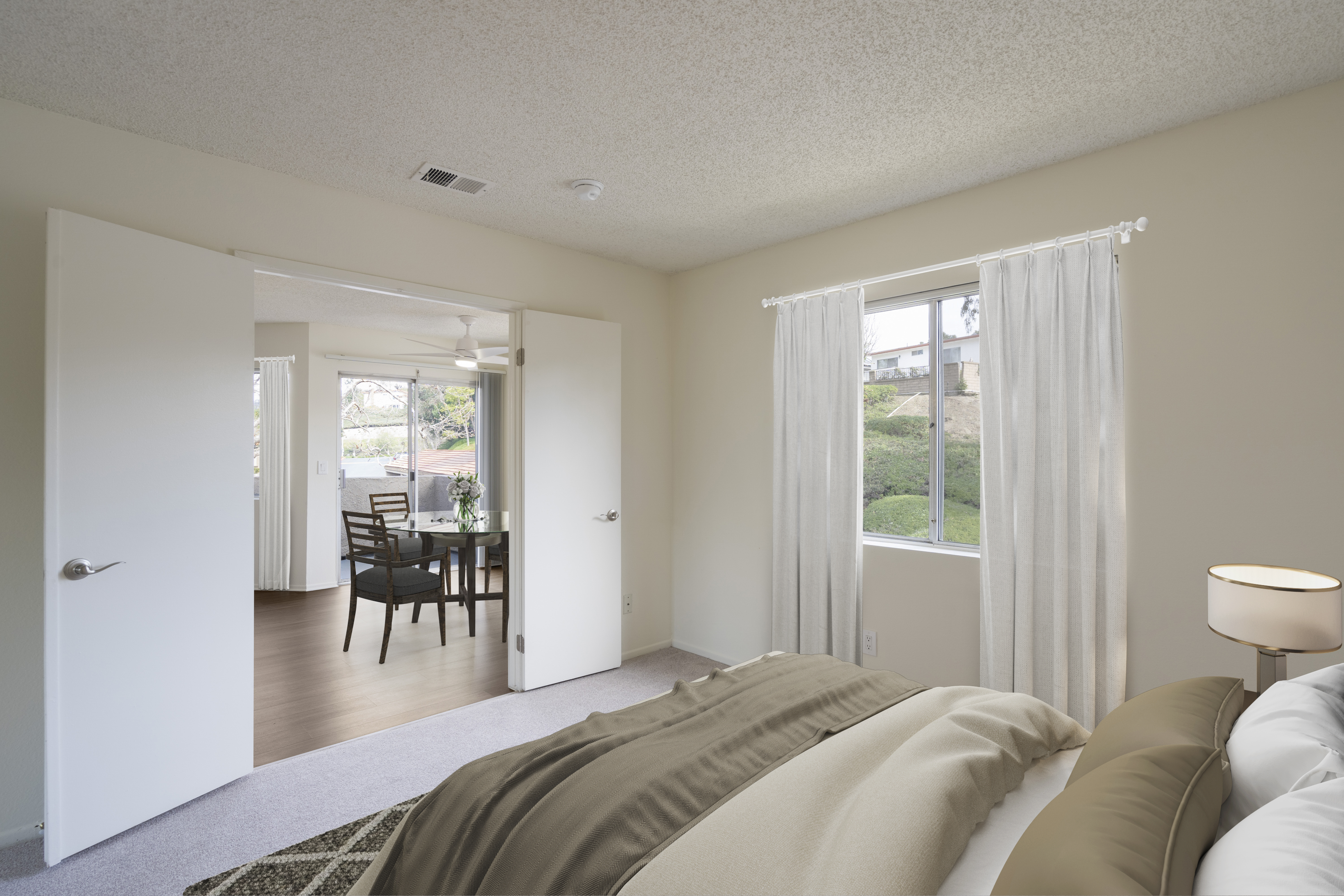 Eaves Mission Viejo 4 of 12