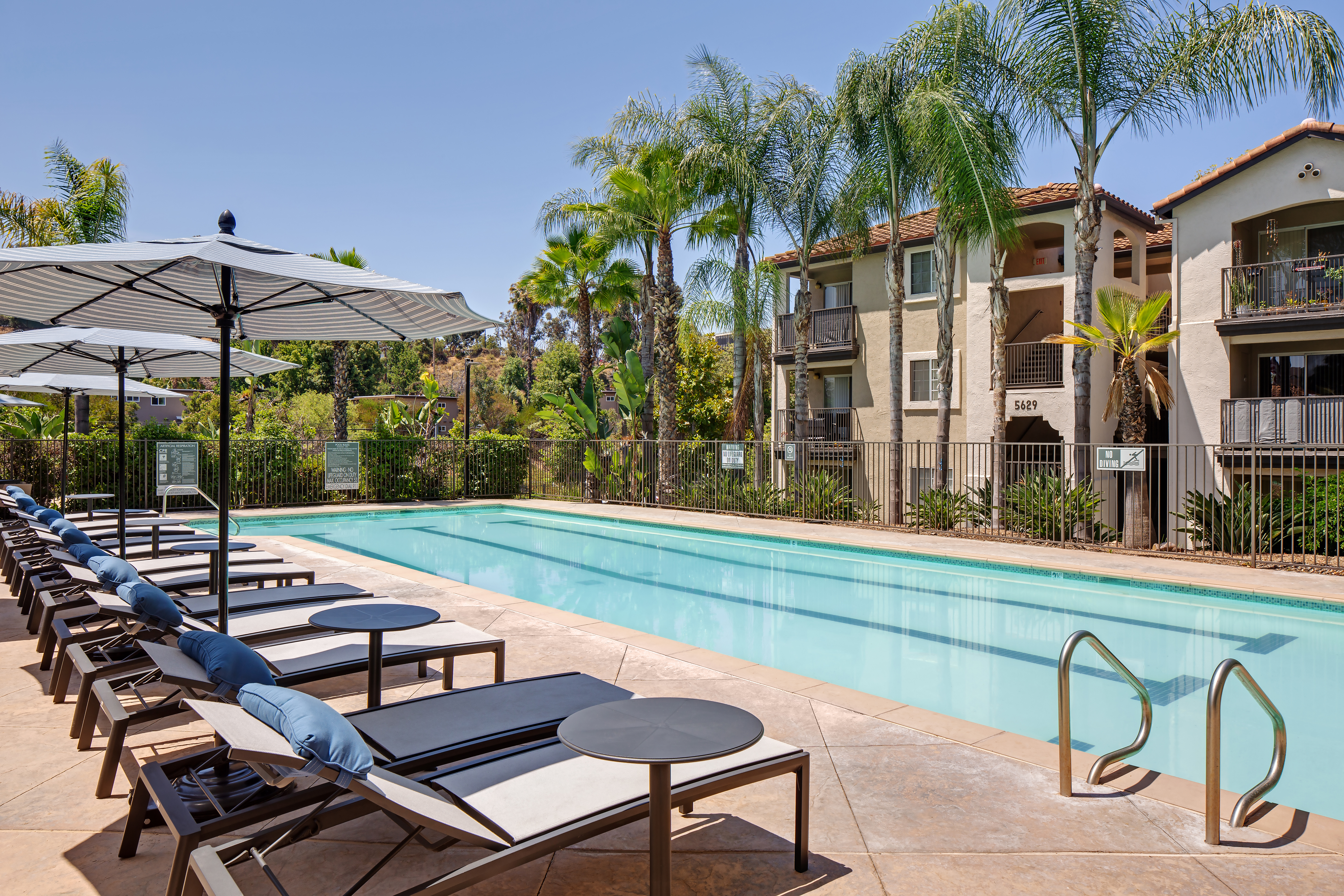 Pool at Eaves (2 of 5)