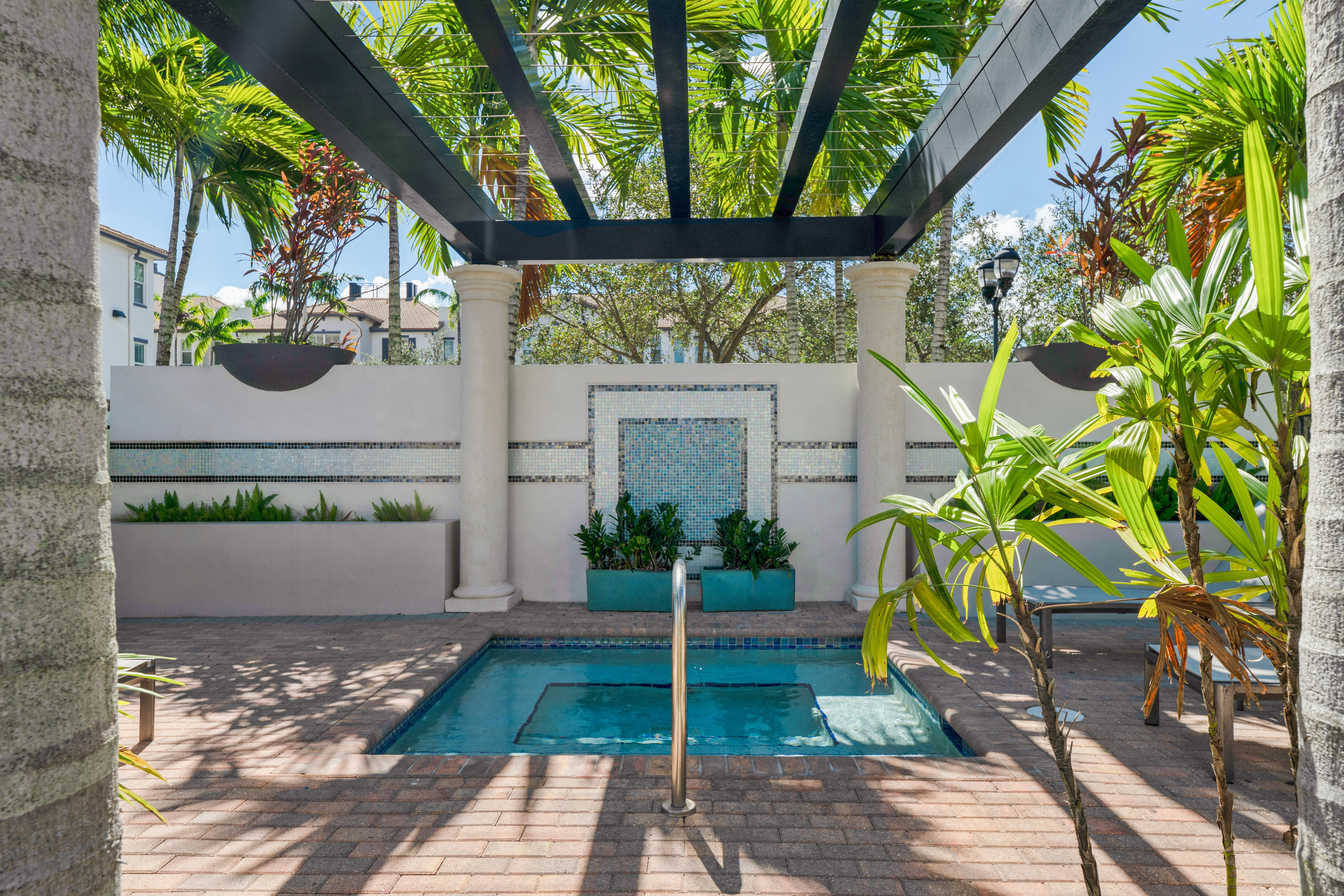 Pool at Avalon (6 of 6)