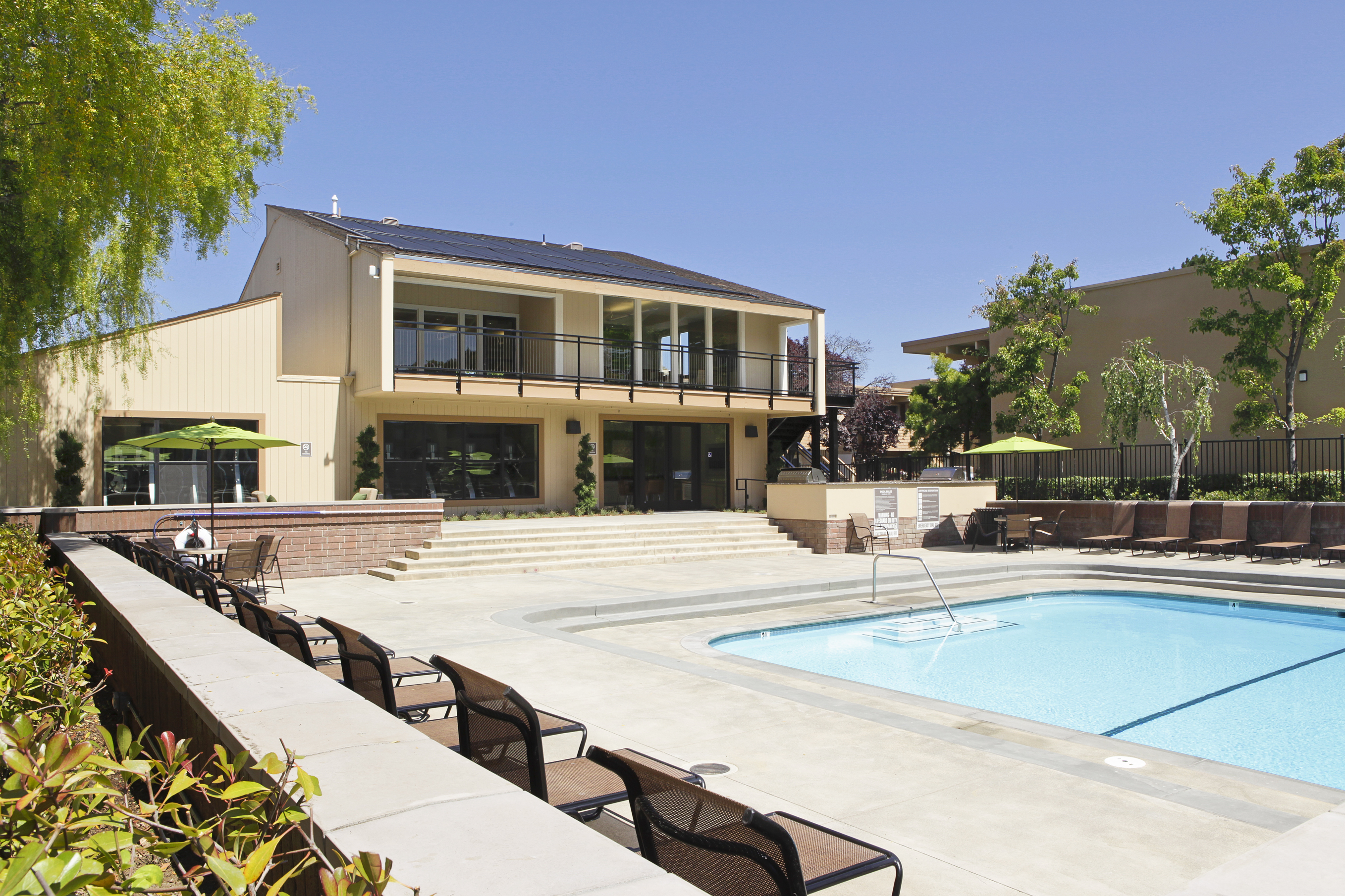 Pool at Eaves (5 of 5)