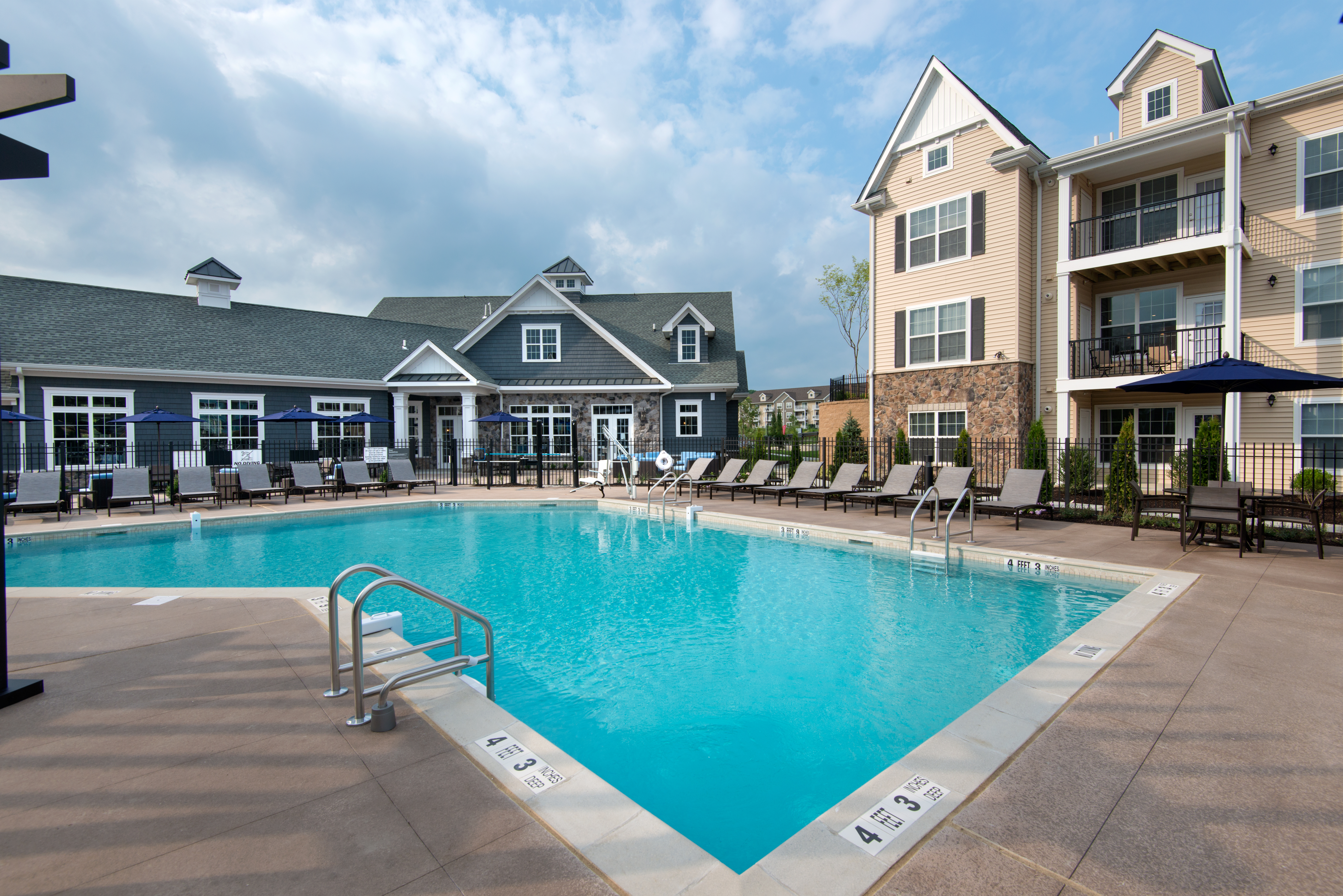 Pool at Avalon Somers (1 of 3)