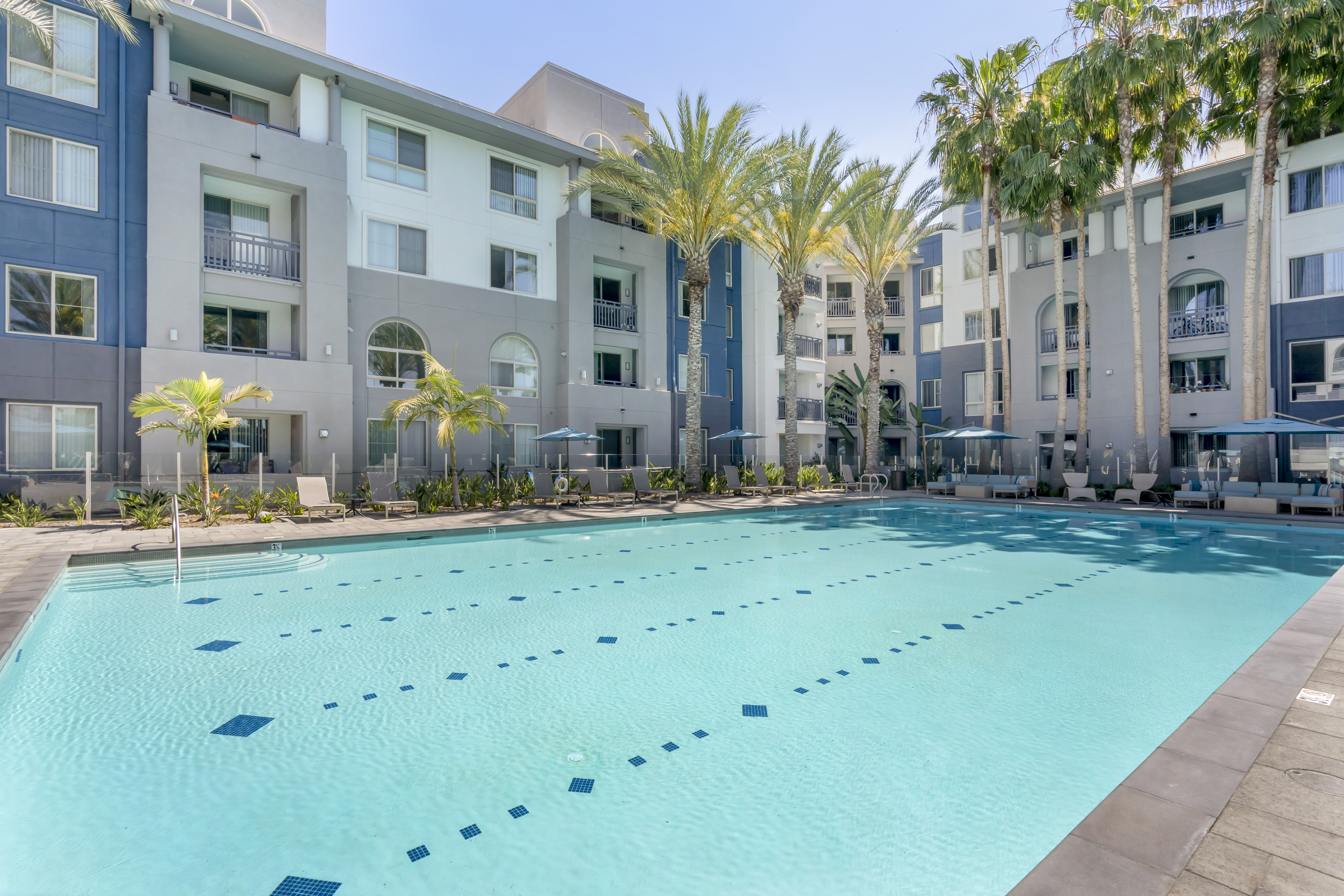 Pool at Avalon (7 of 8)