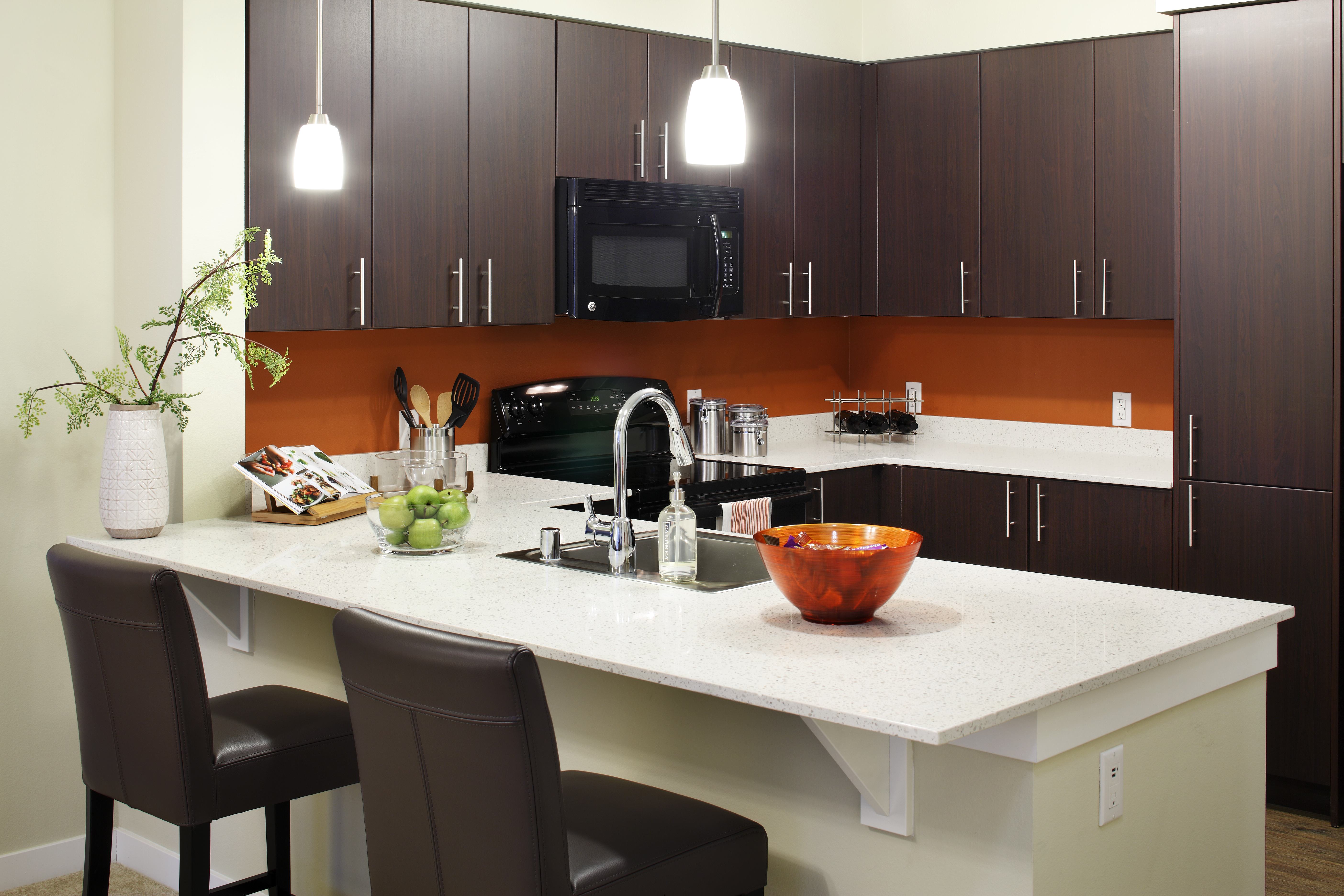 Avalon Alderwood 7 of 12