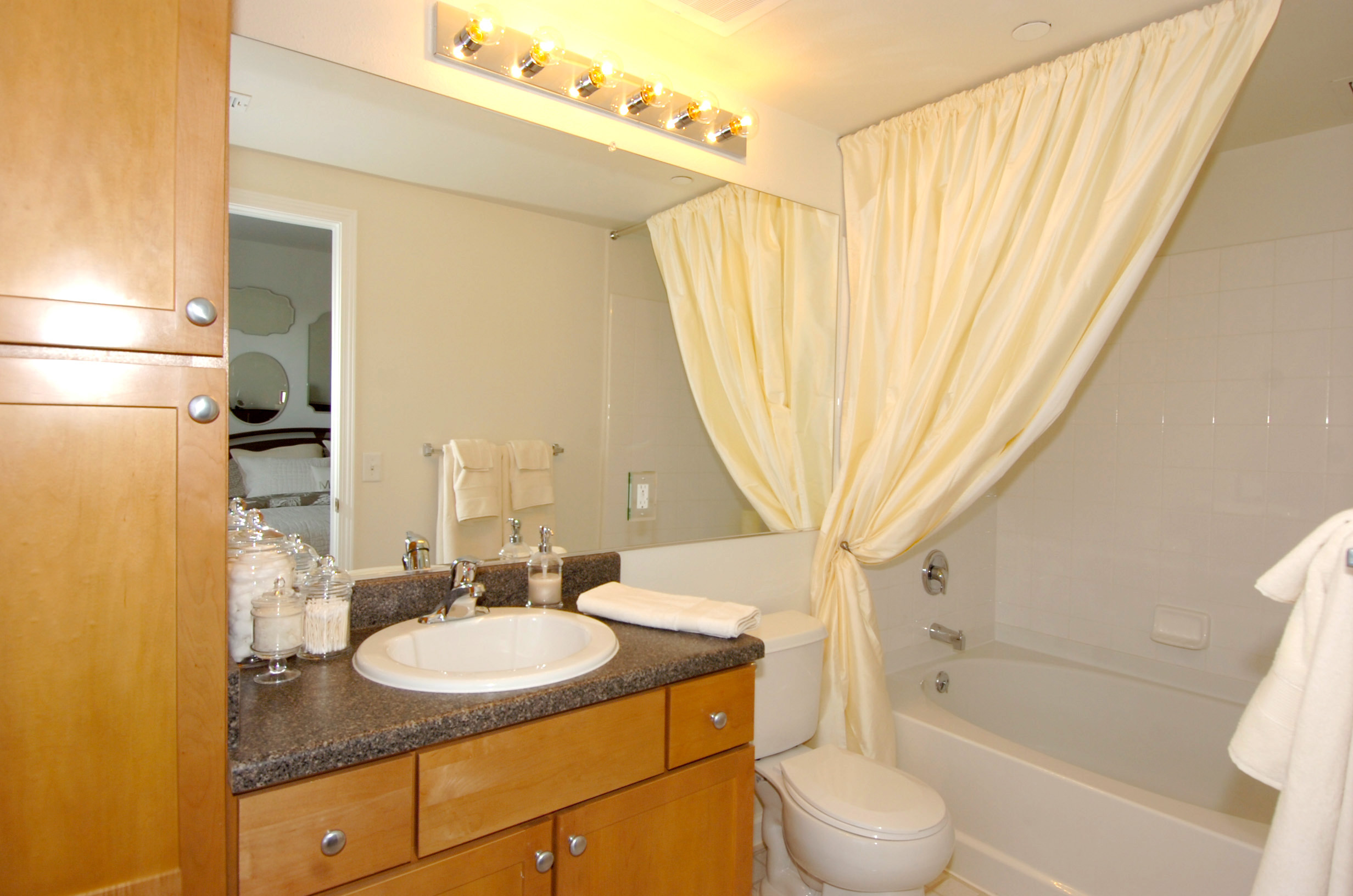 Avalon Westbury 14 of 40