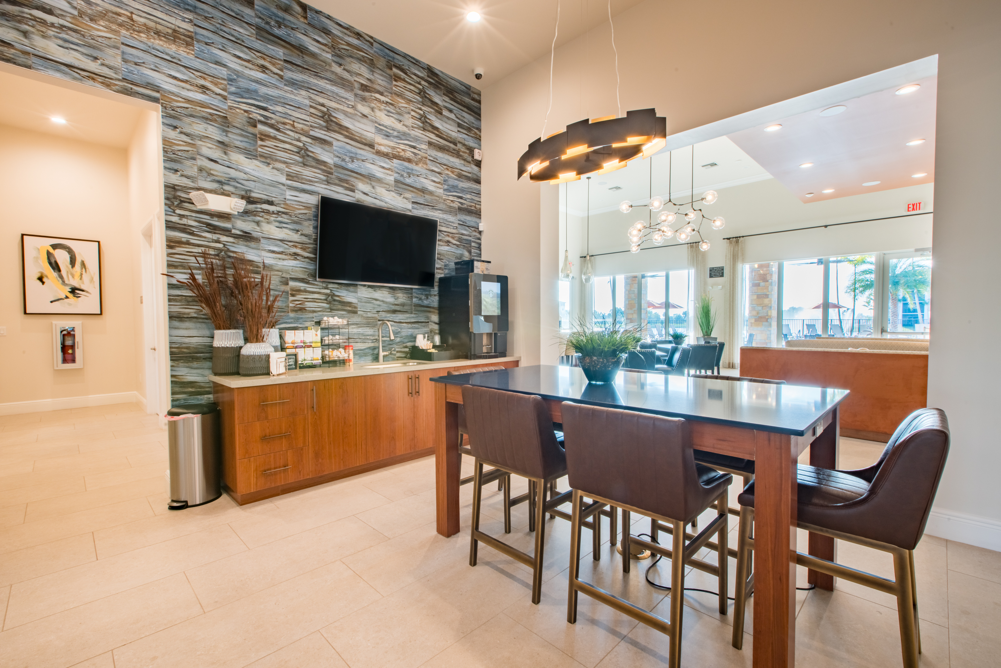 Avalon Miramar 8 of 12