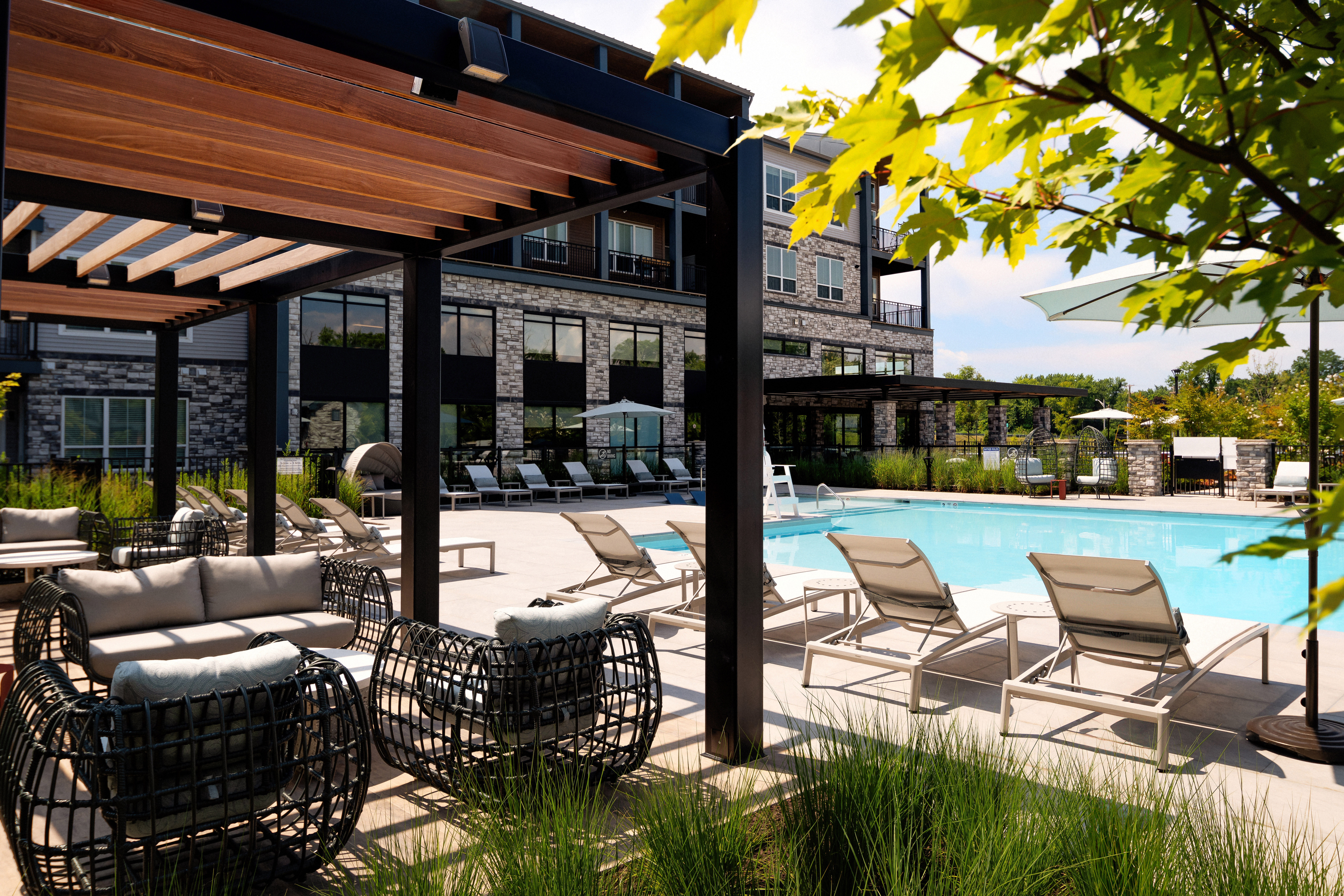 Pool at Avalon Montville (5 of 6)