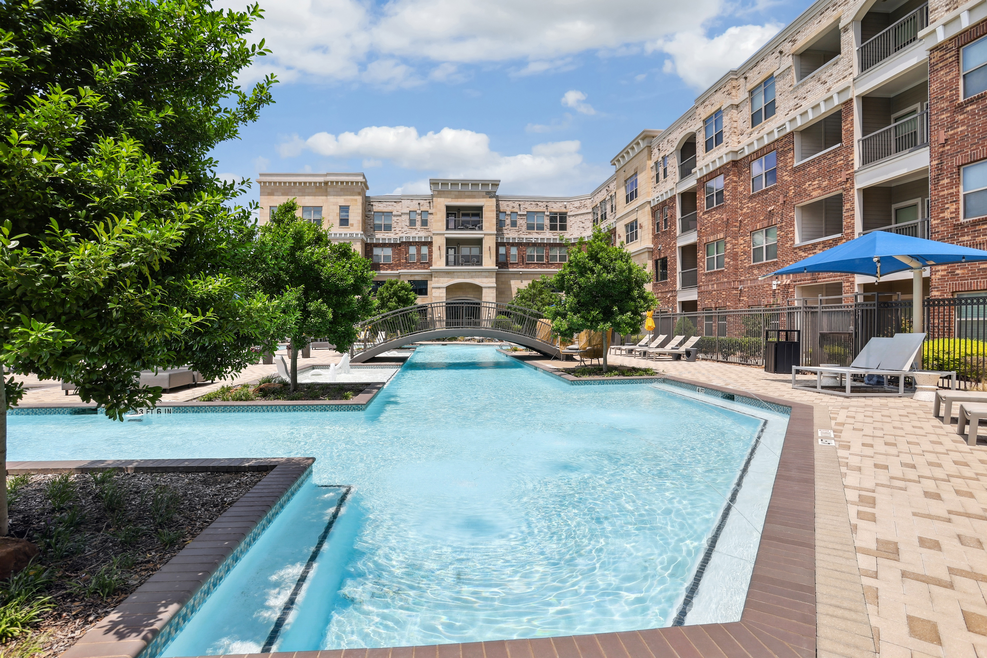 Pool at Avalon Frisco North (3 of 4)