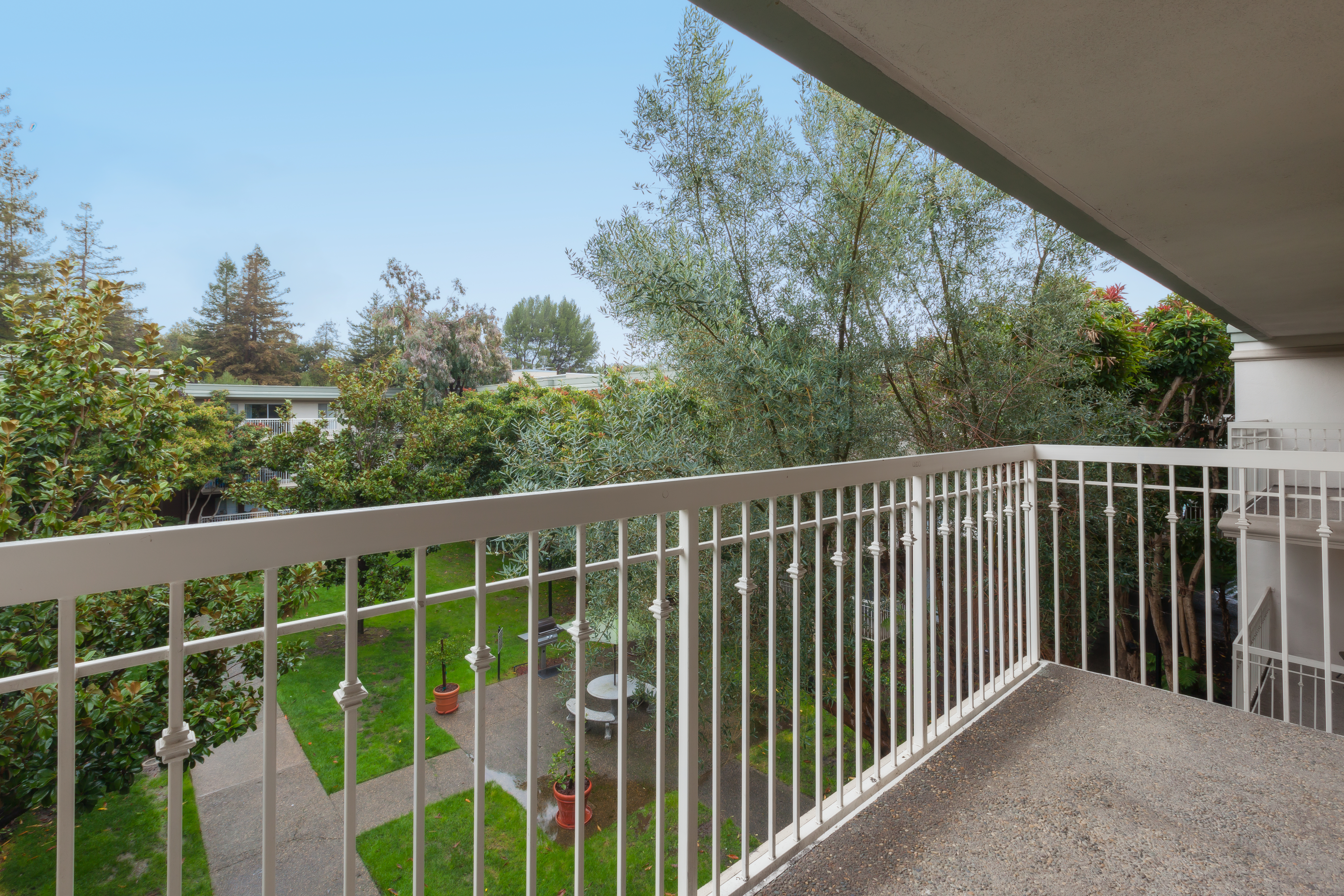 eaves Mountain View at Middlefield 19 of 28