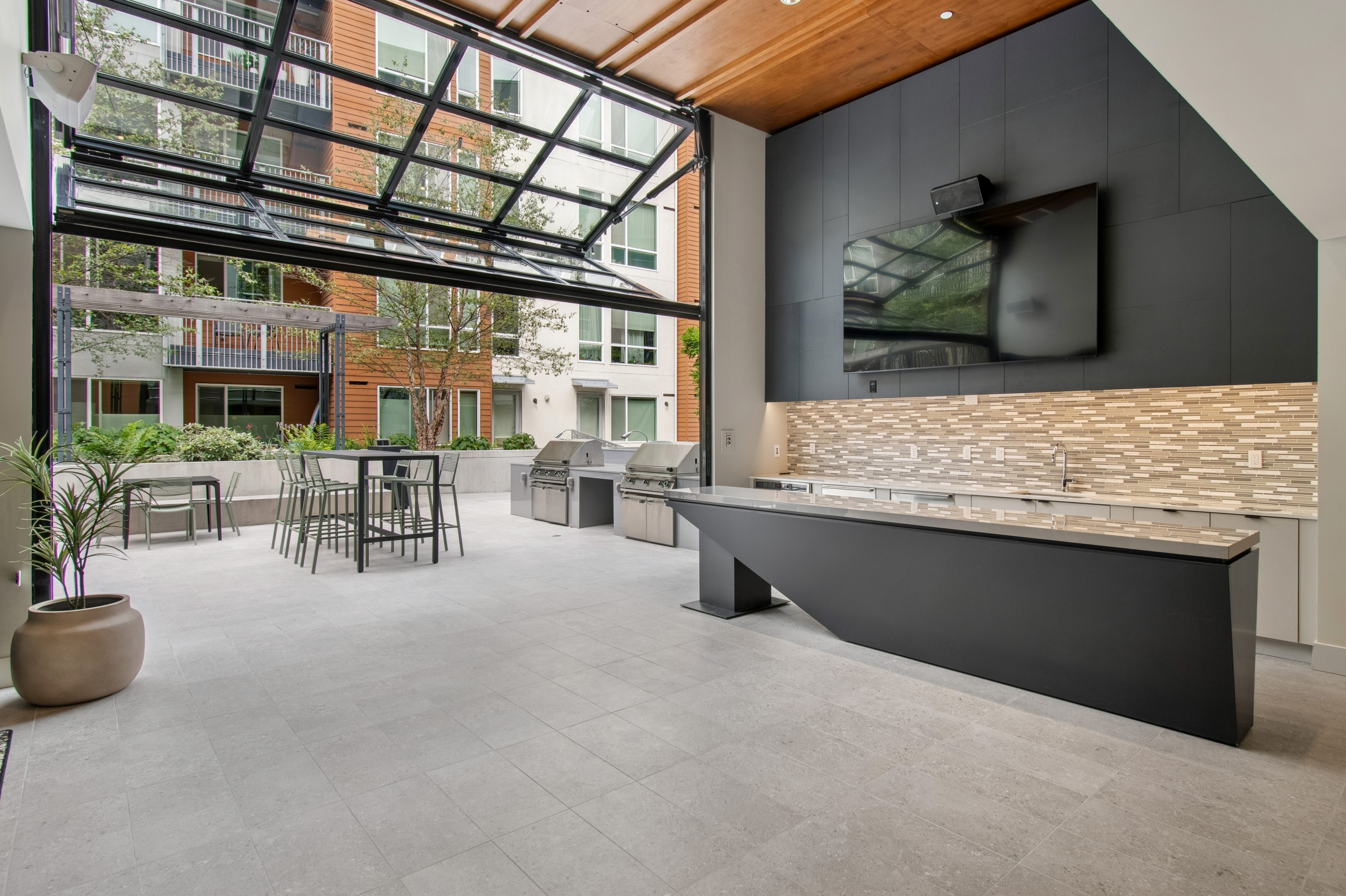 Pool at Avalon Dogpatch