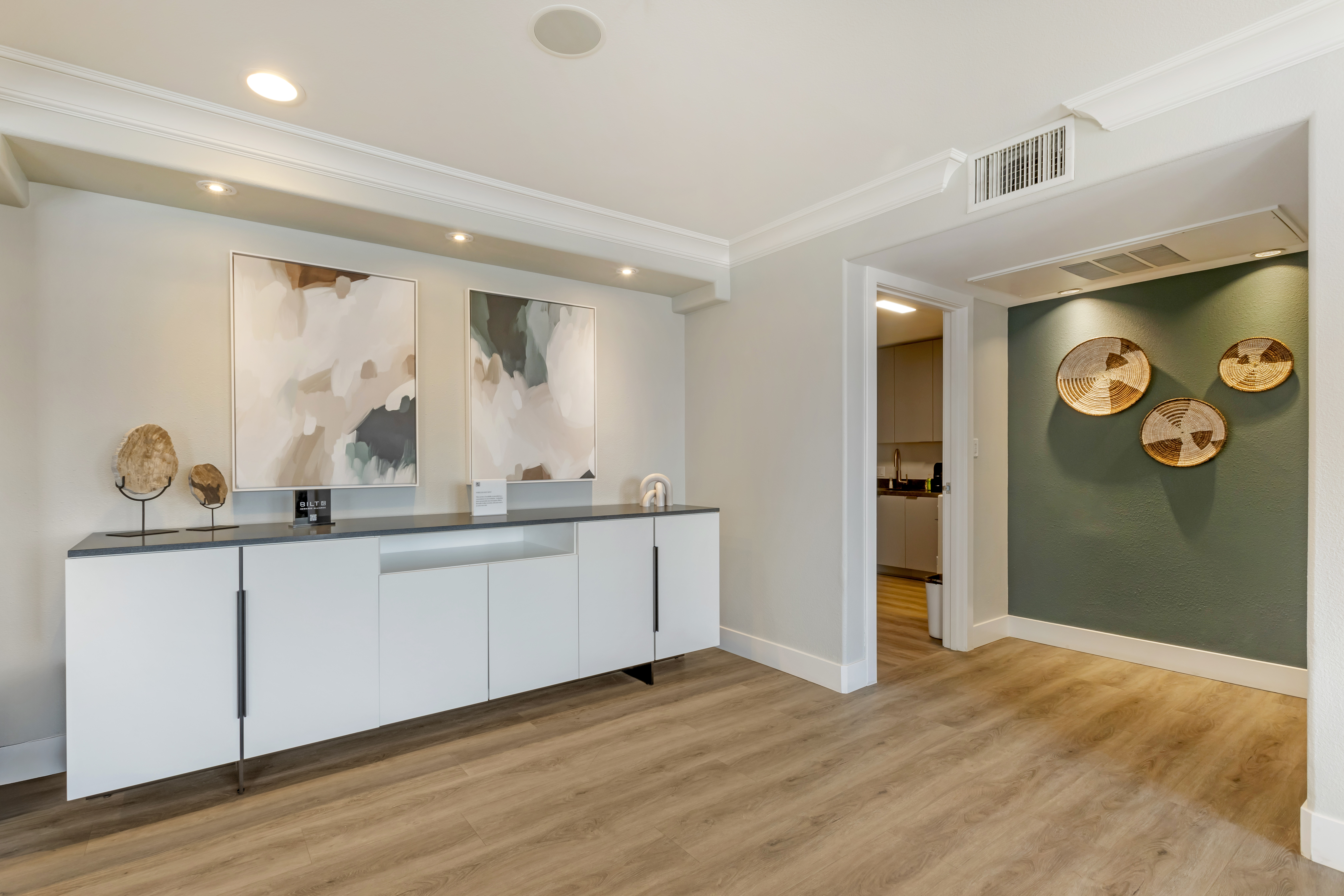 Avalon Encino 19 of 32