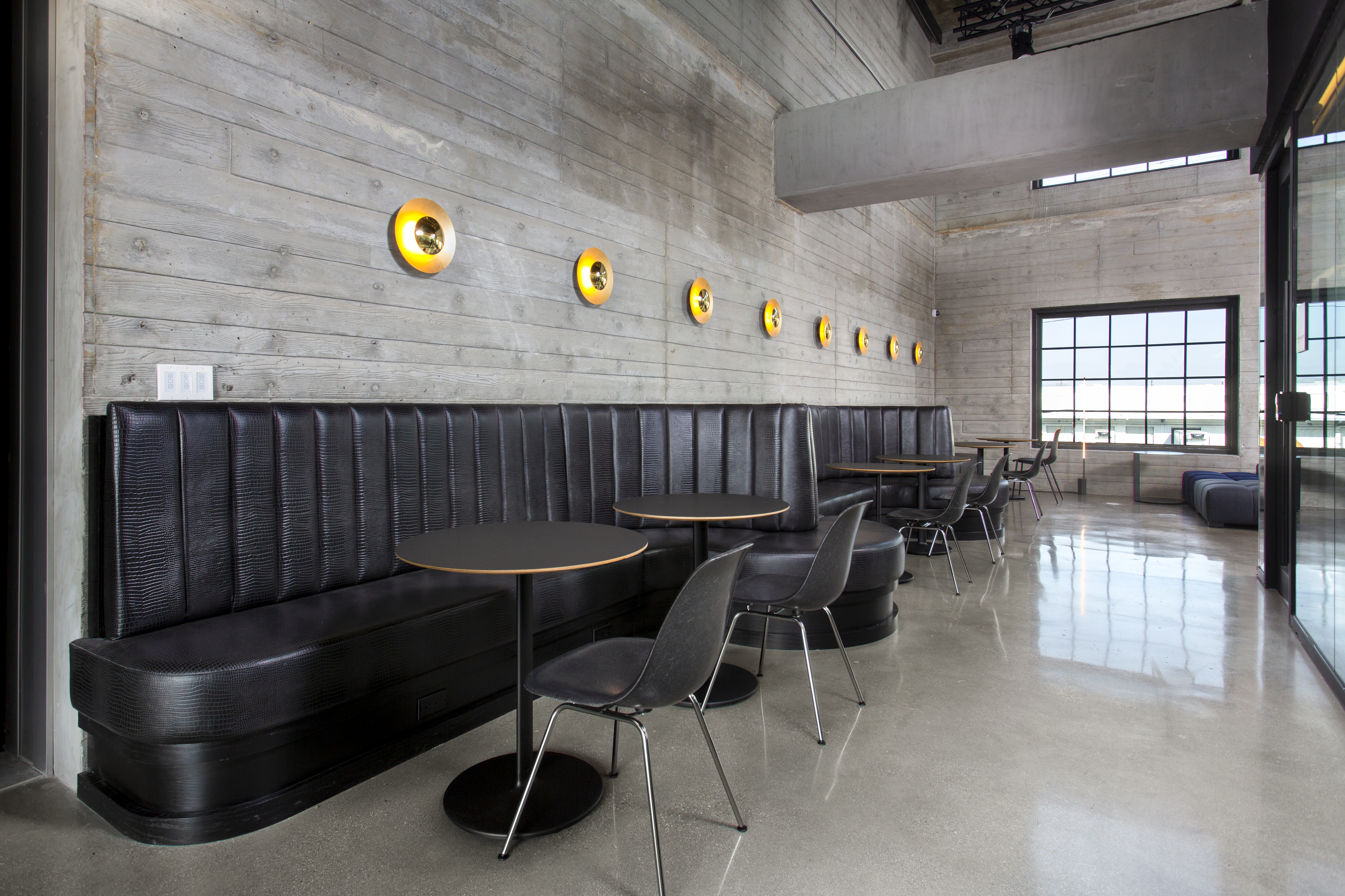 Lounge at Ava Arts District (1 of 2)