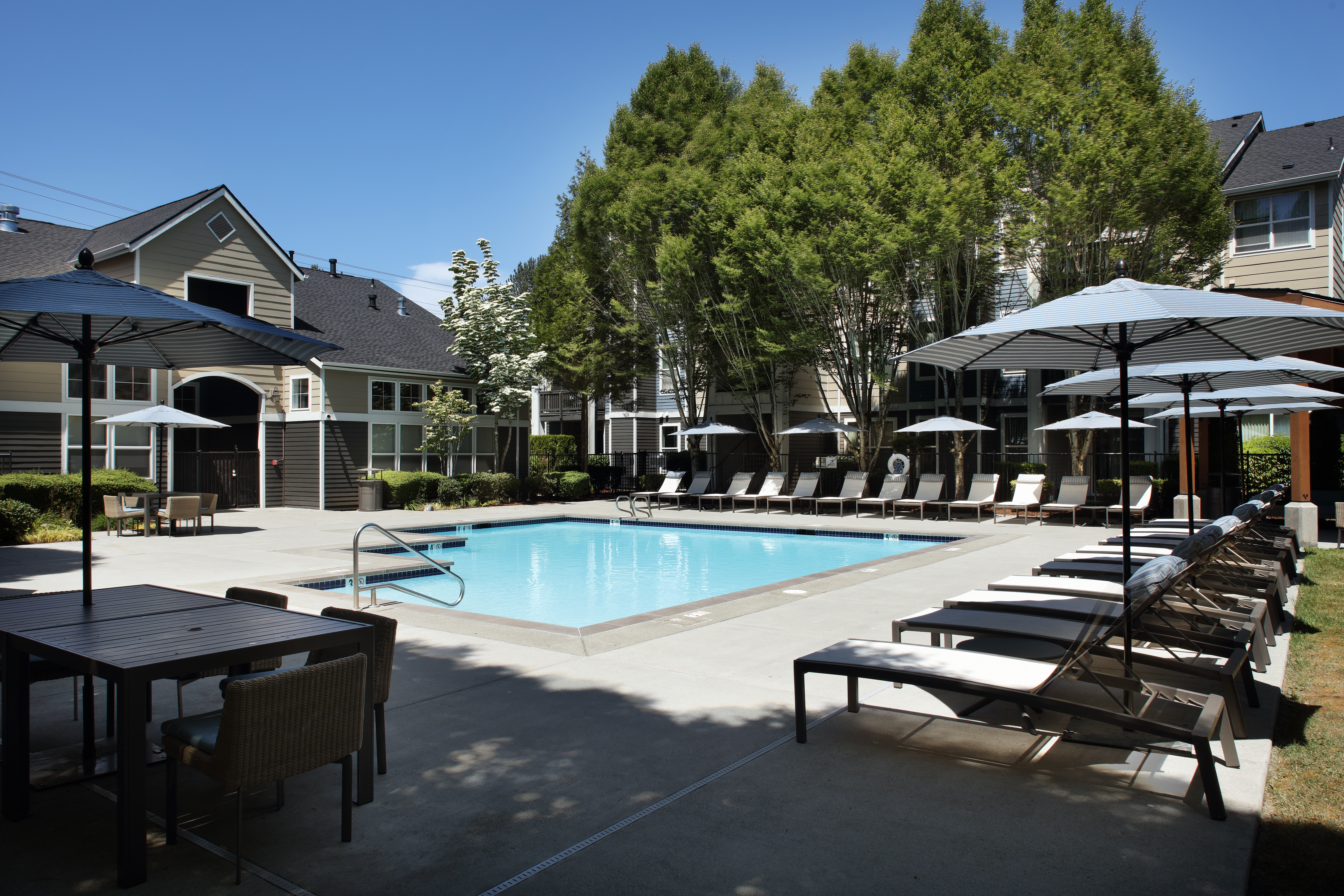 Pool at Eaves Rockmeadow (4 of 5)