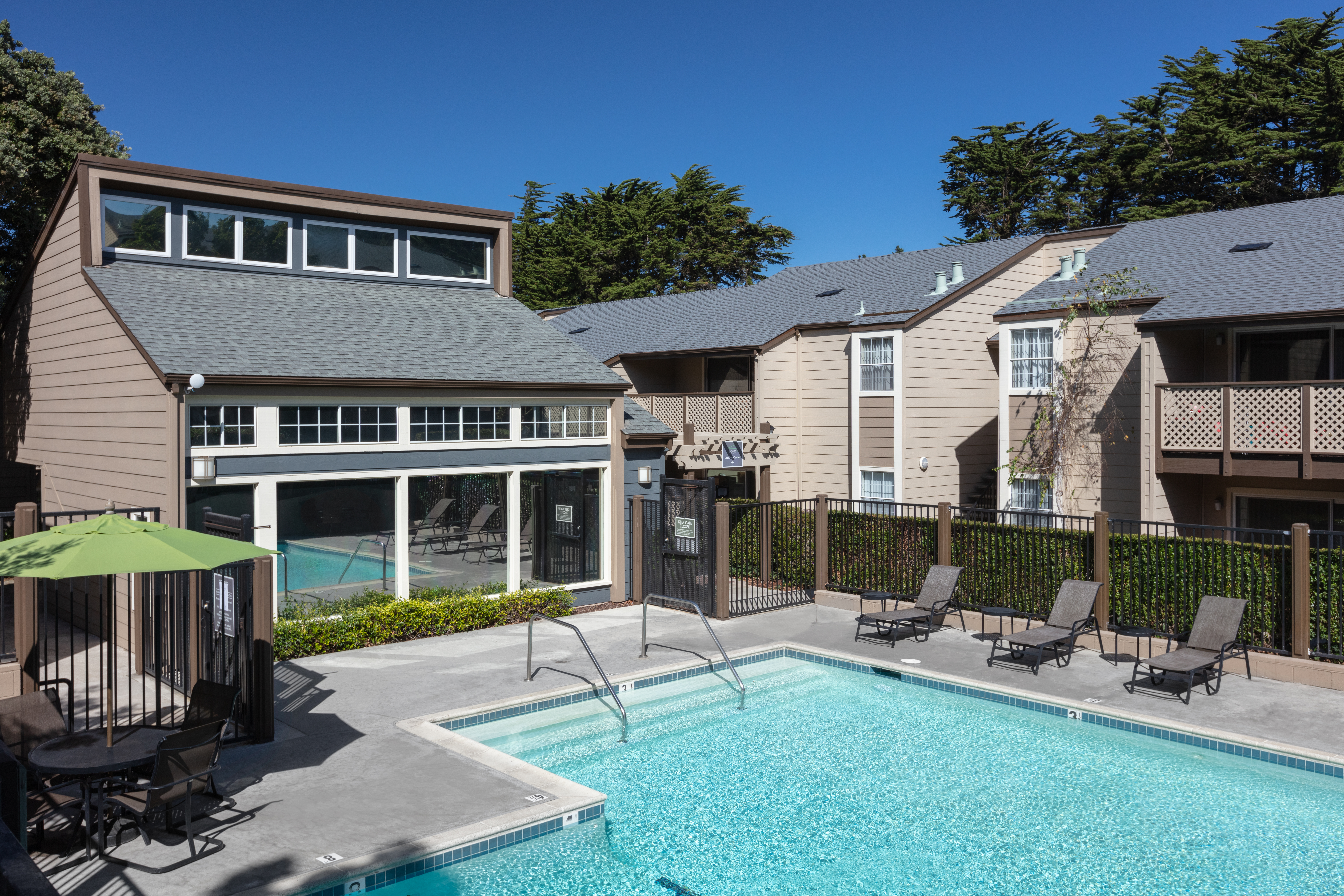 Pool at Eaves (2 of 3)