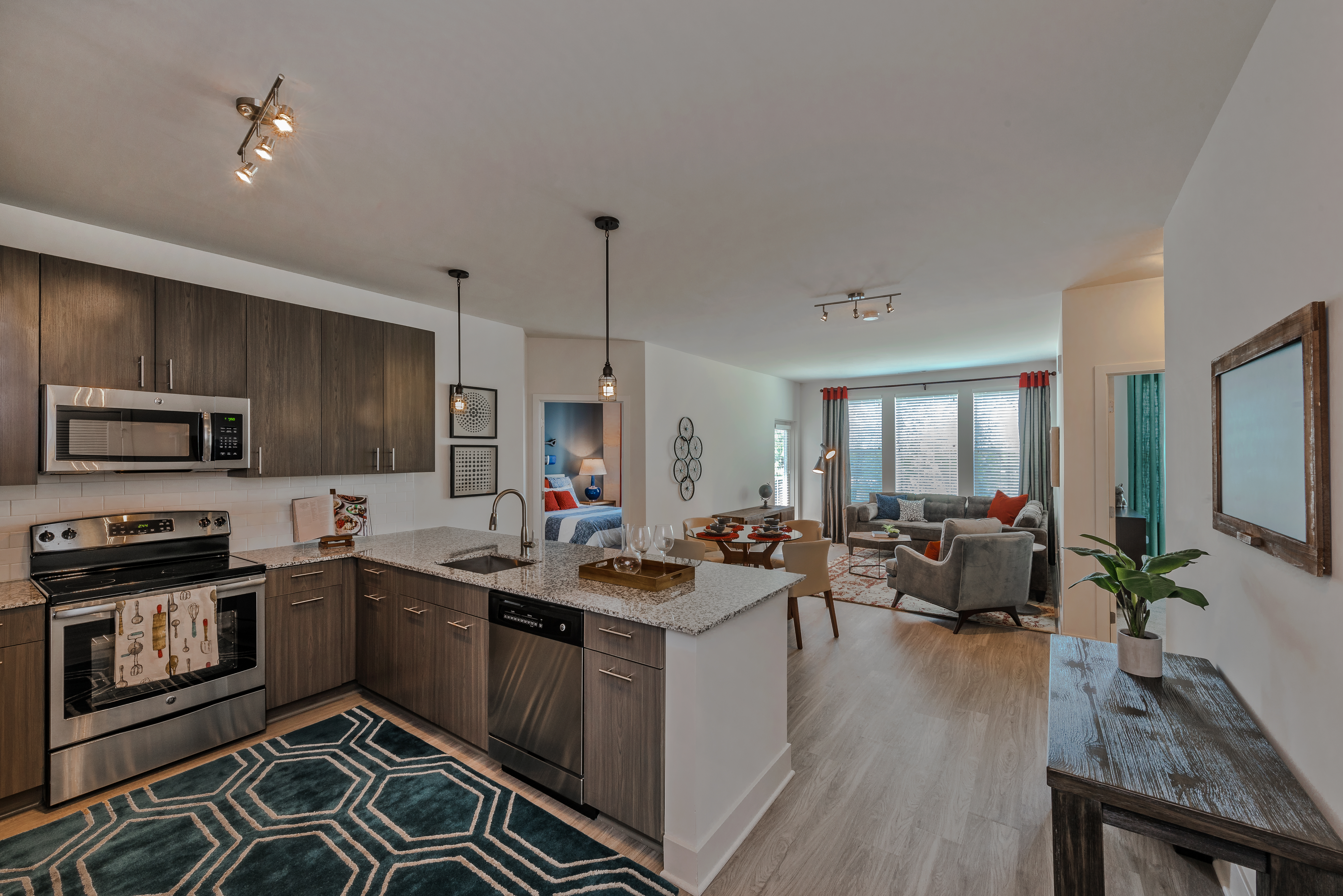 Avalon Arundel Crossing 7 of 12