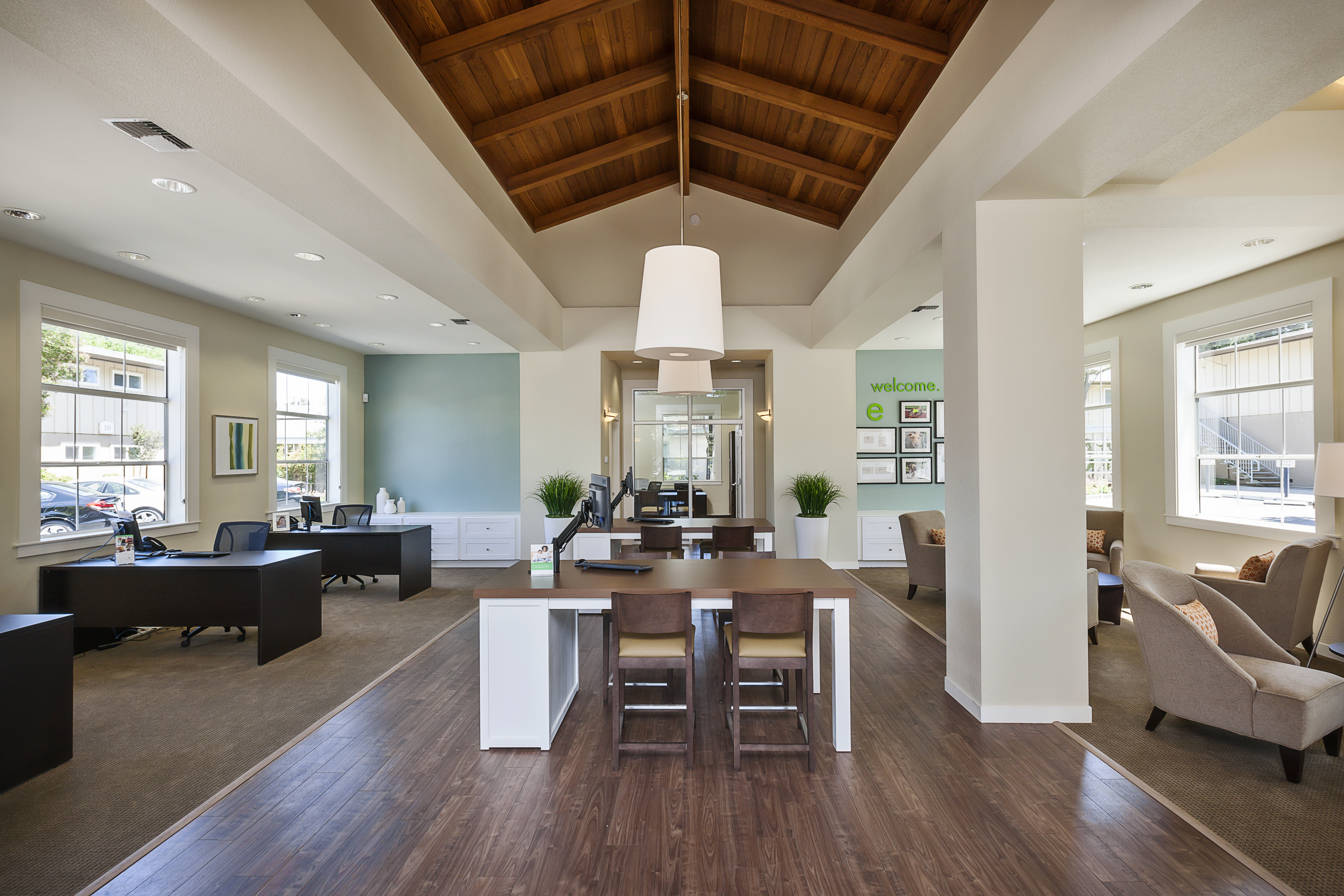 Work space at Eaves Creekside (2 of 2)
