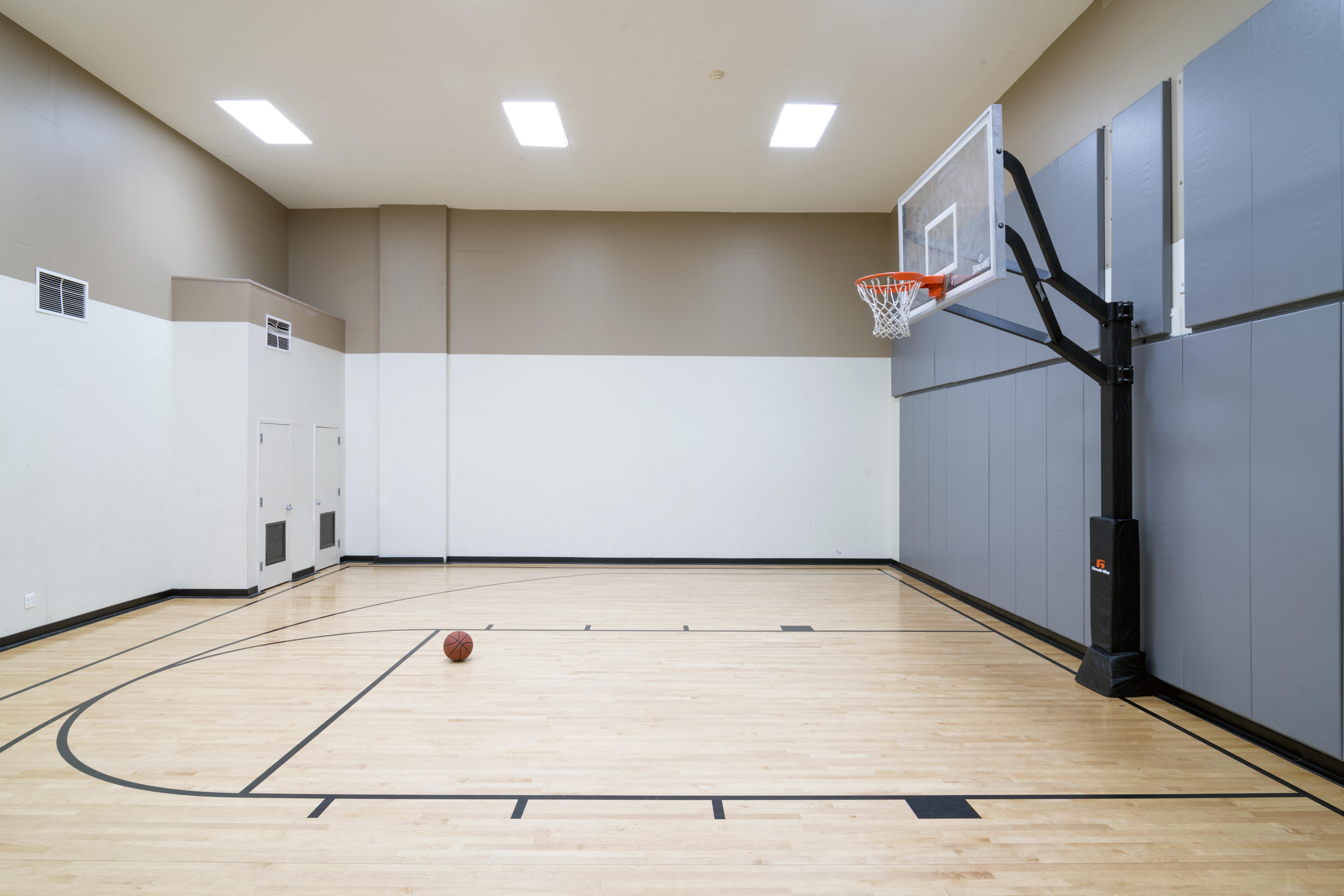 Gym at Avalon Cove (8 of 8)