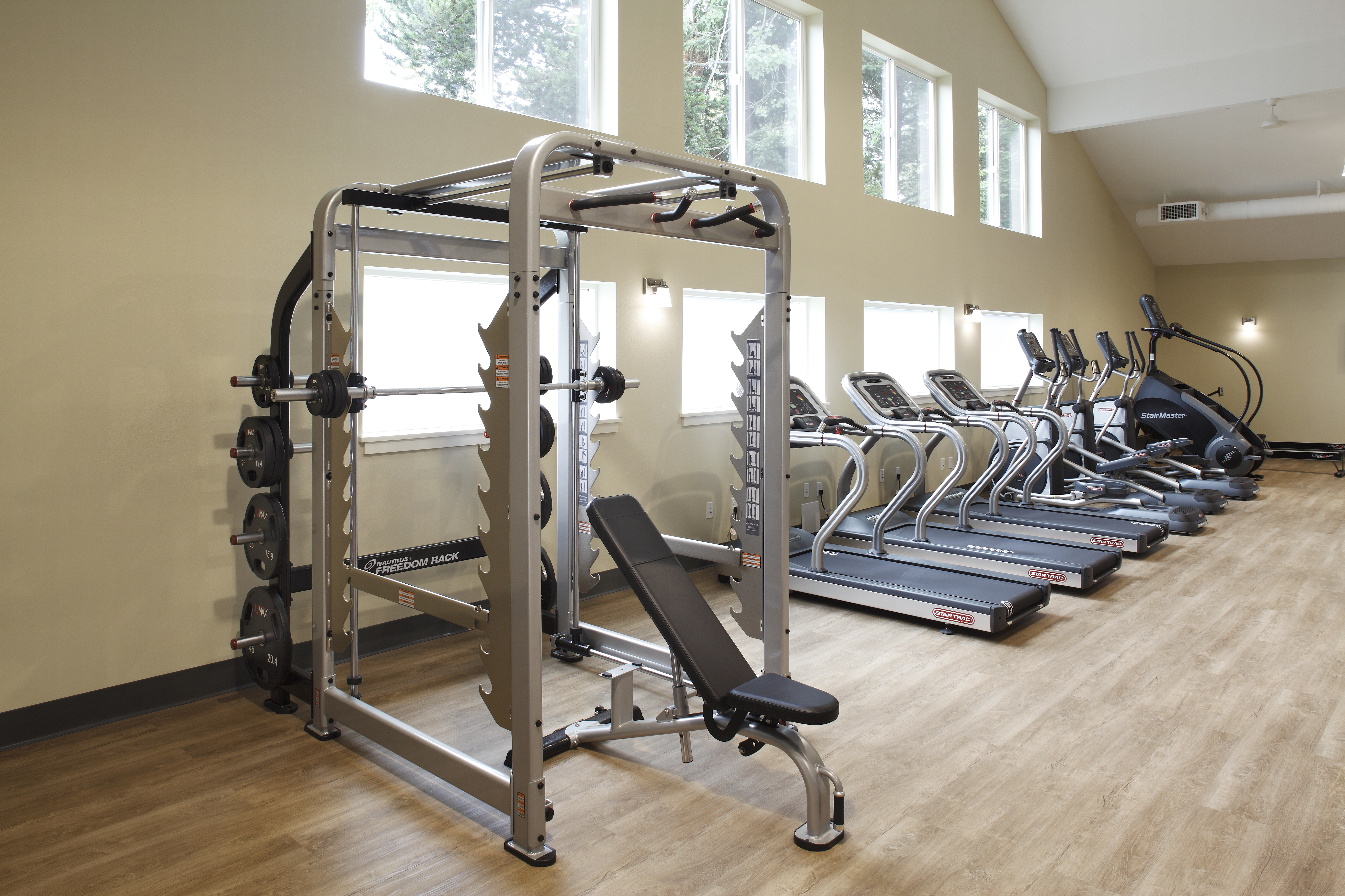 Gym at Eaves Redmond Campus (2 of 3)