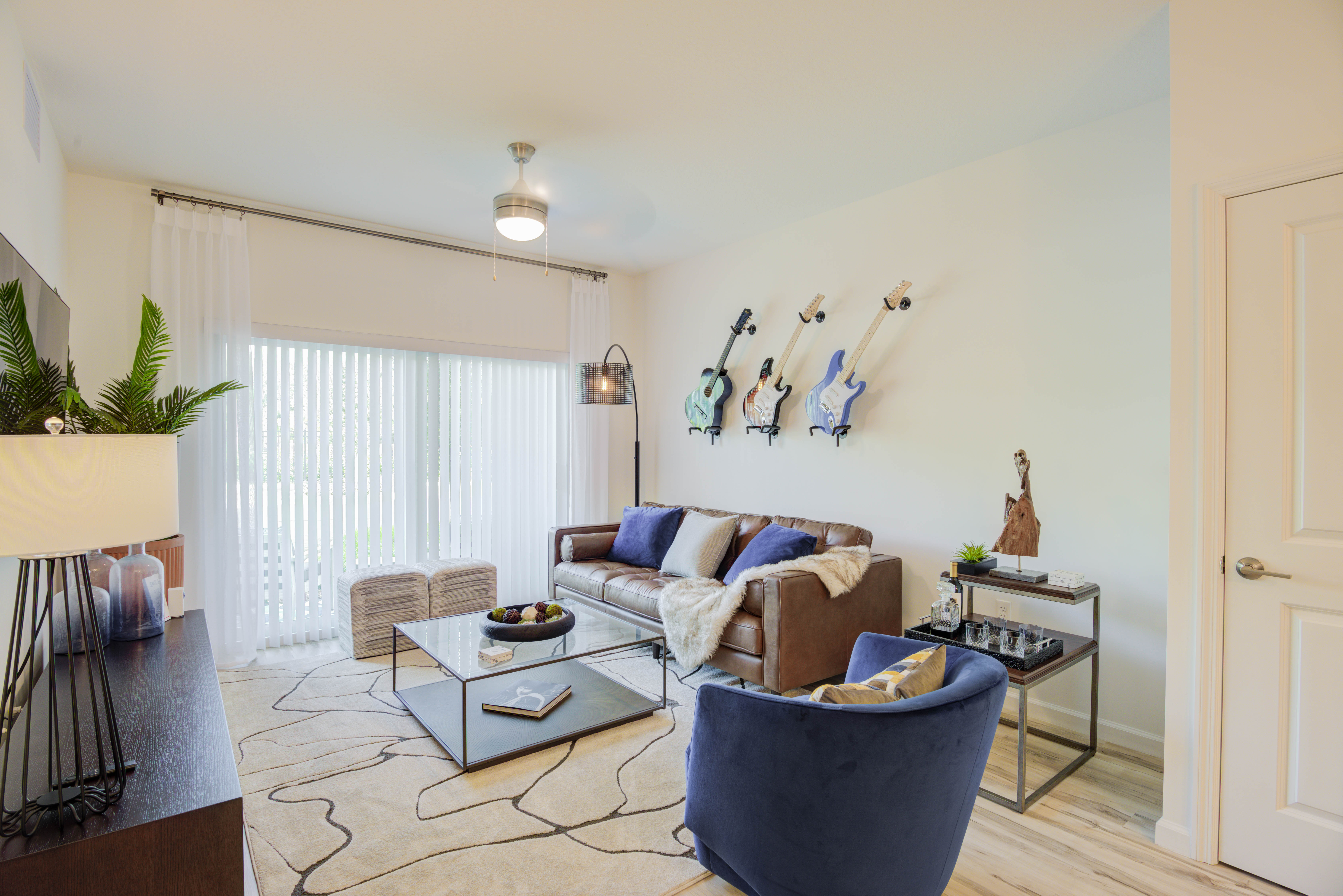 Avalon Miramar Park Place 4 of 12