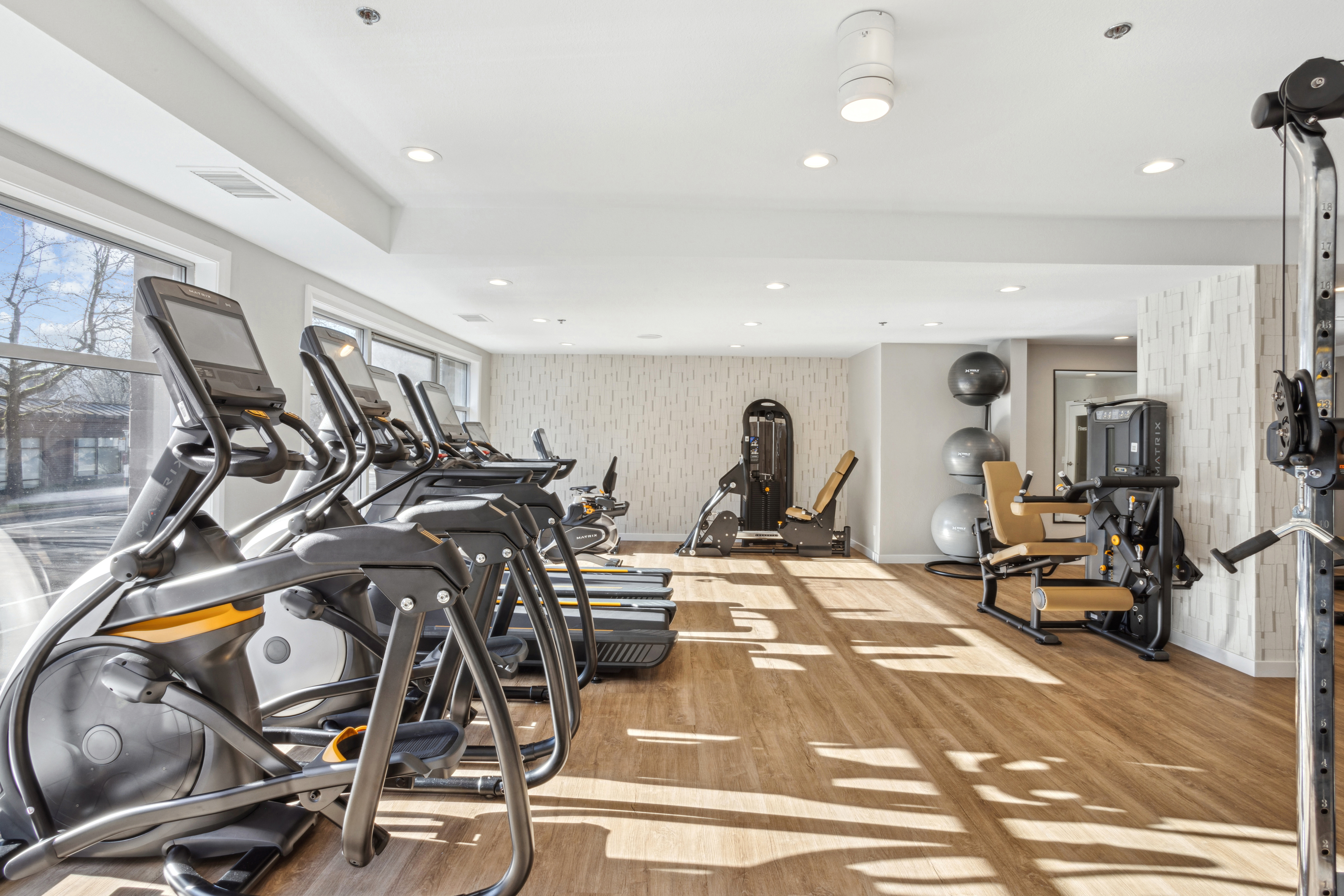 Gym at Avalon Parcsquare (1 of 6)