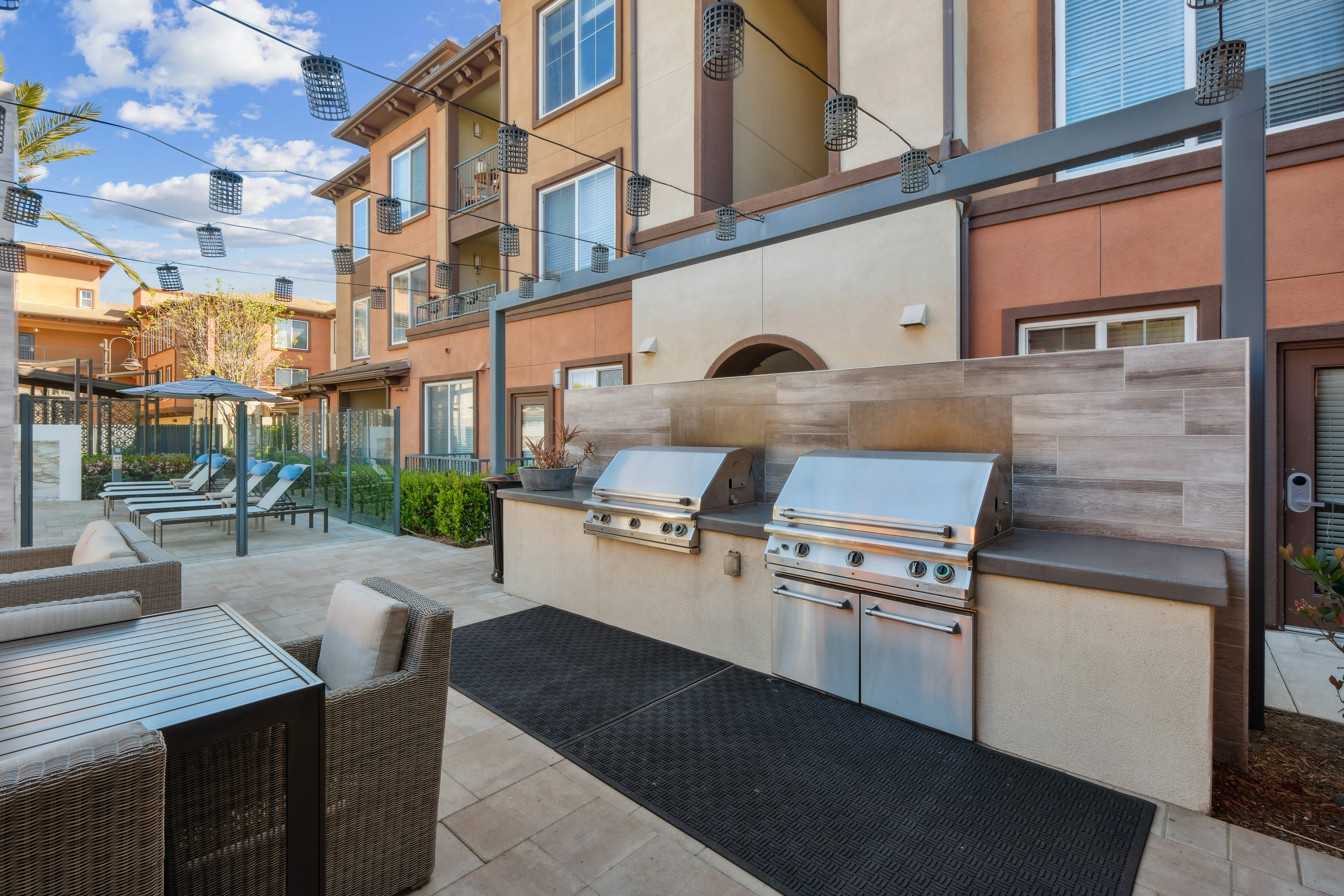 Grill area at Avalon (3 of 3)