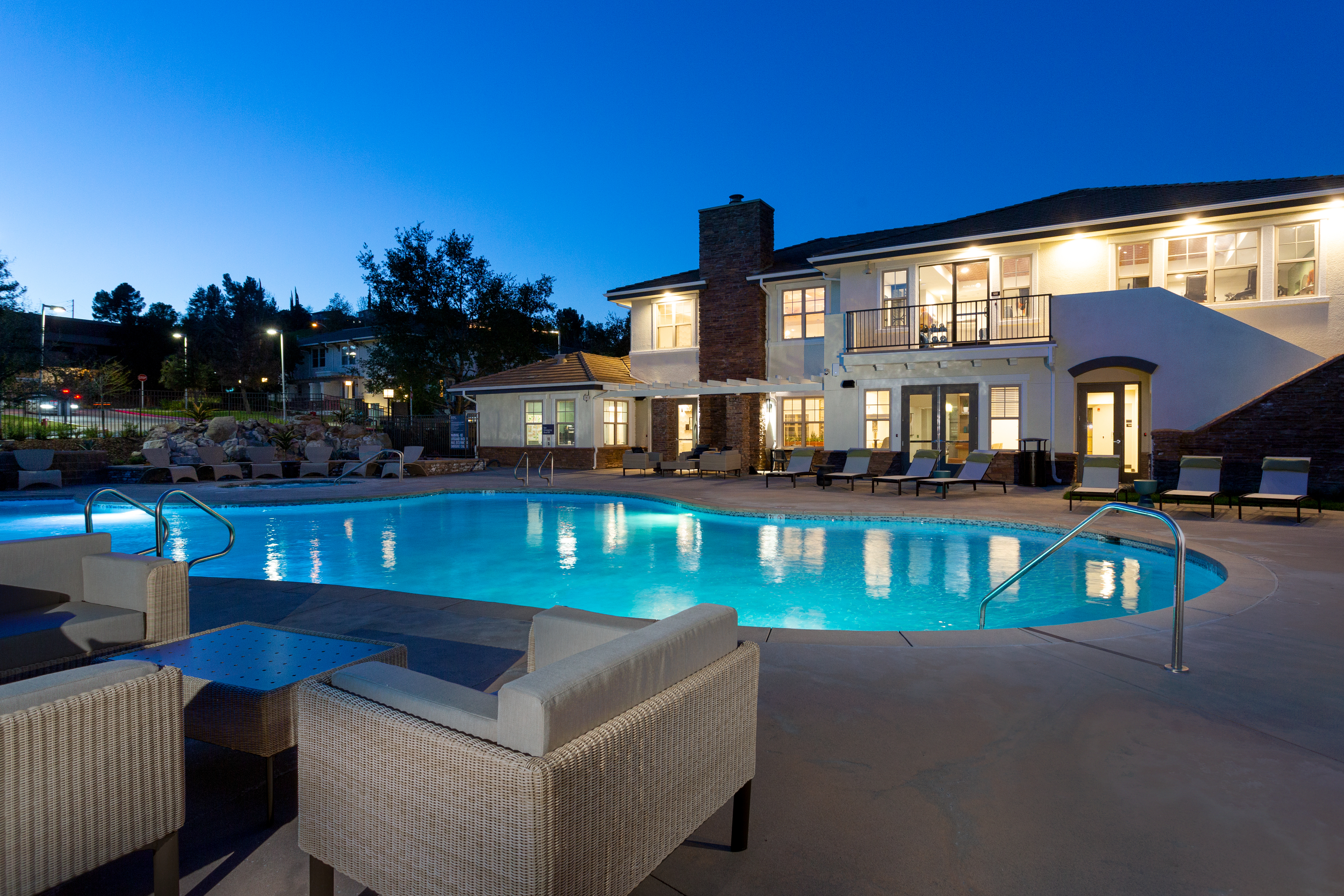 Pool at Avalon Oak Creek (3 of 4)