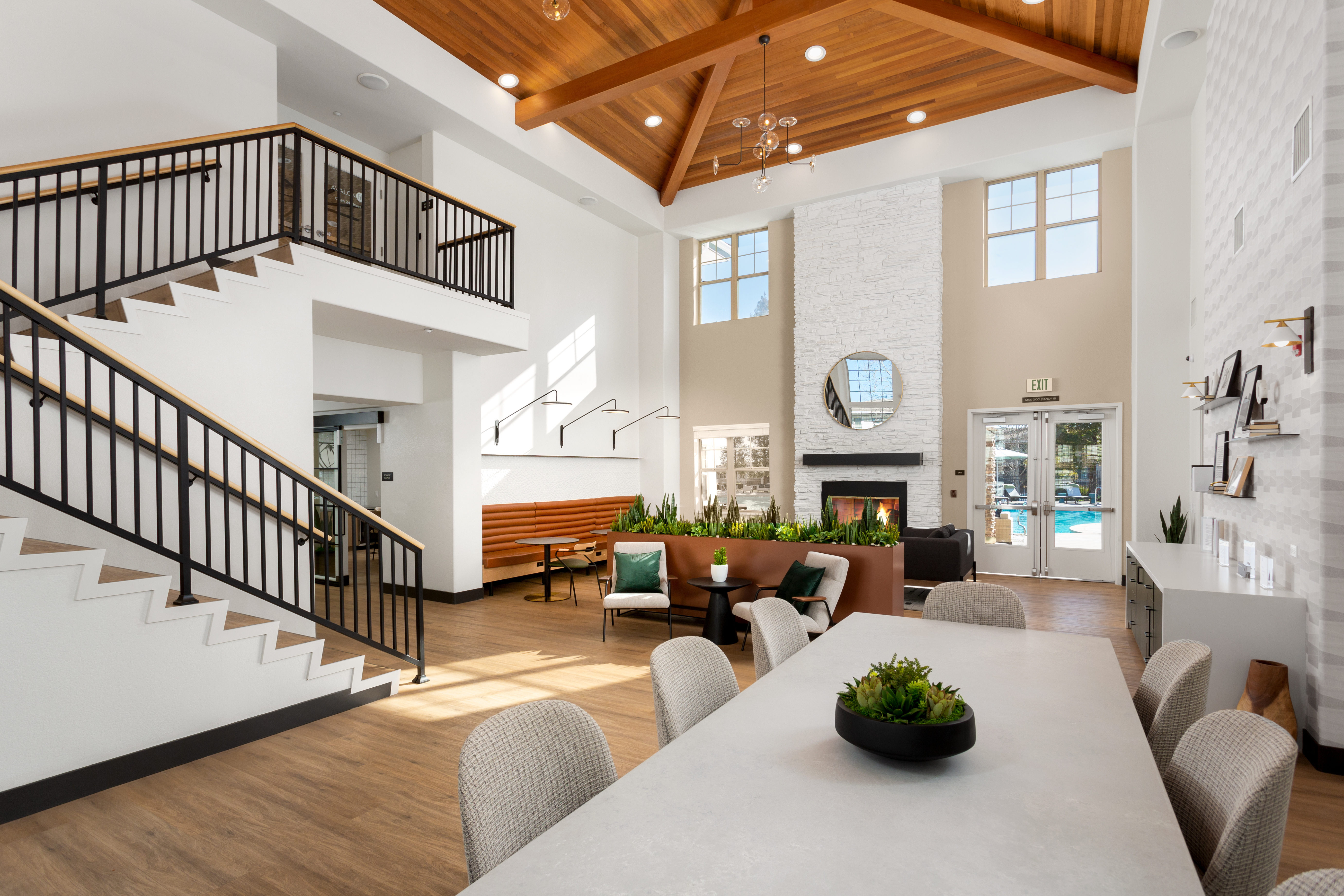Lobby at Avalon Oak Creek (2 of 3)