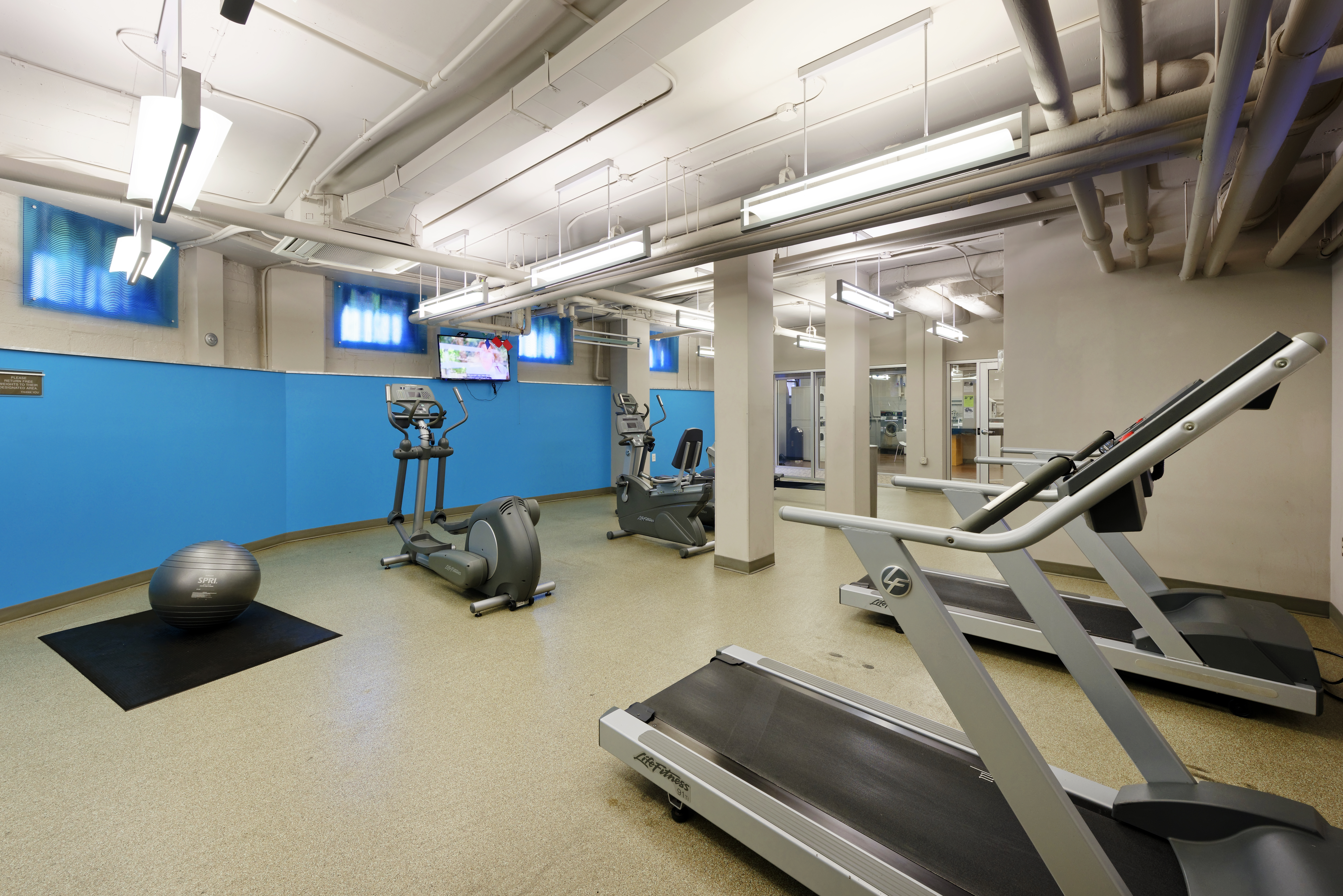 Gym at Eaves Glover Park (3 of 3)