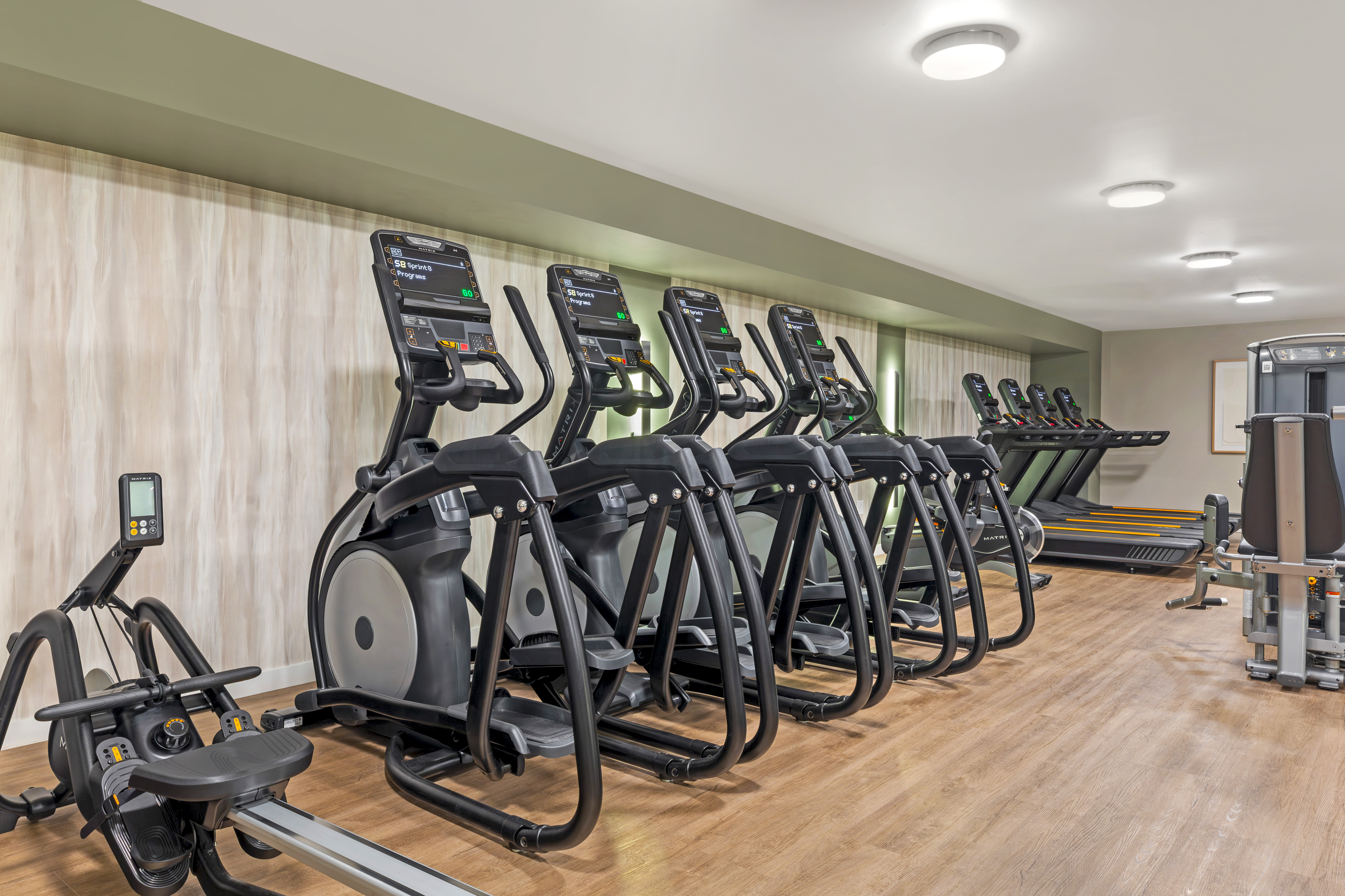 Gym at Eaves (3 of 5)