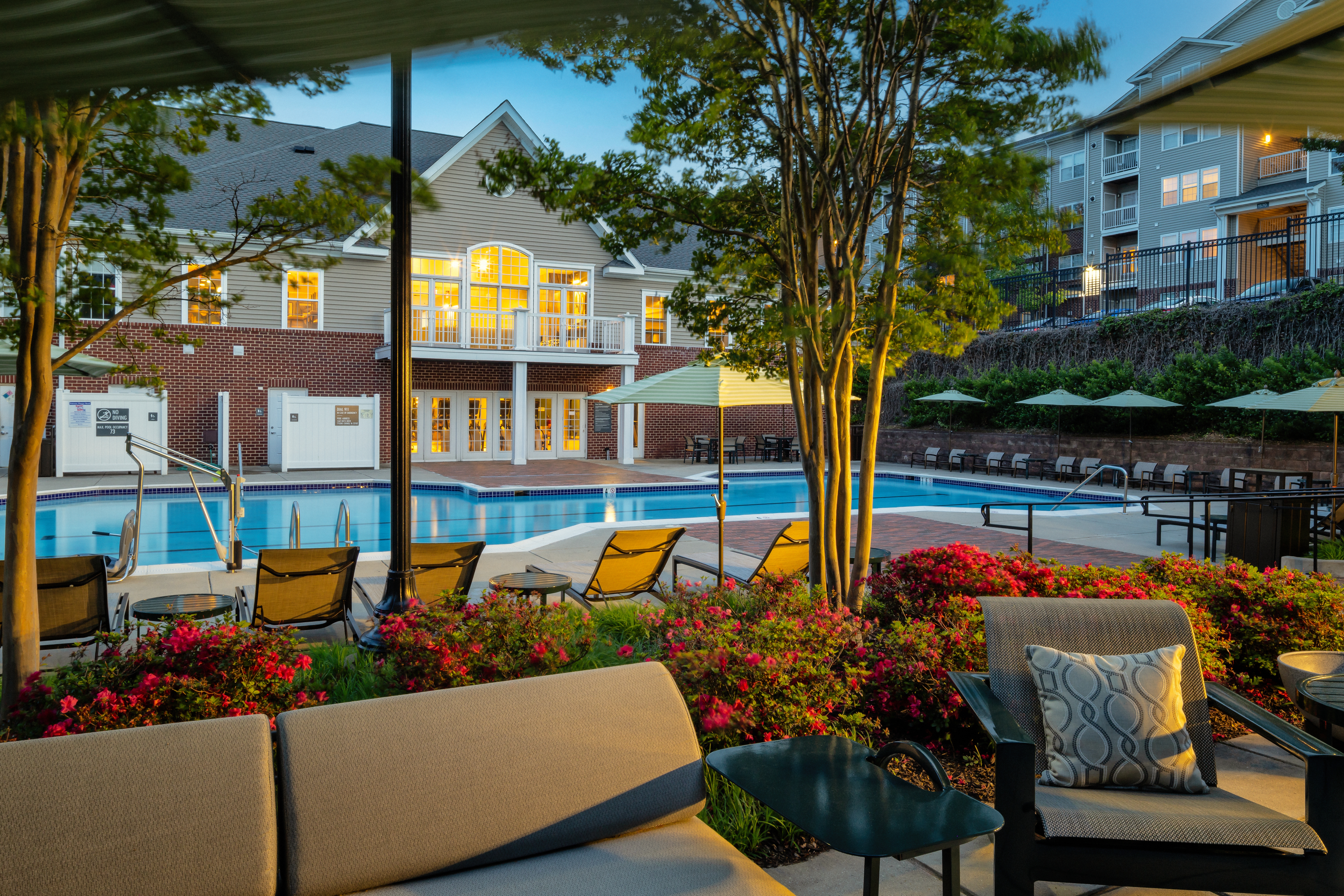 Pool at Avalon (4 of 5)