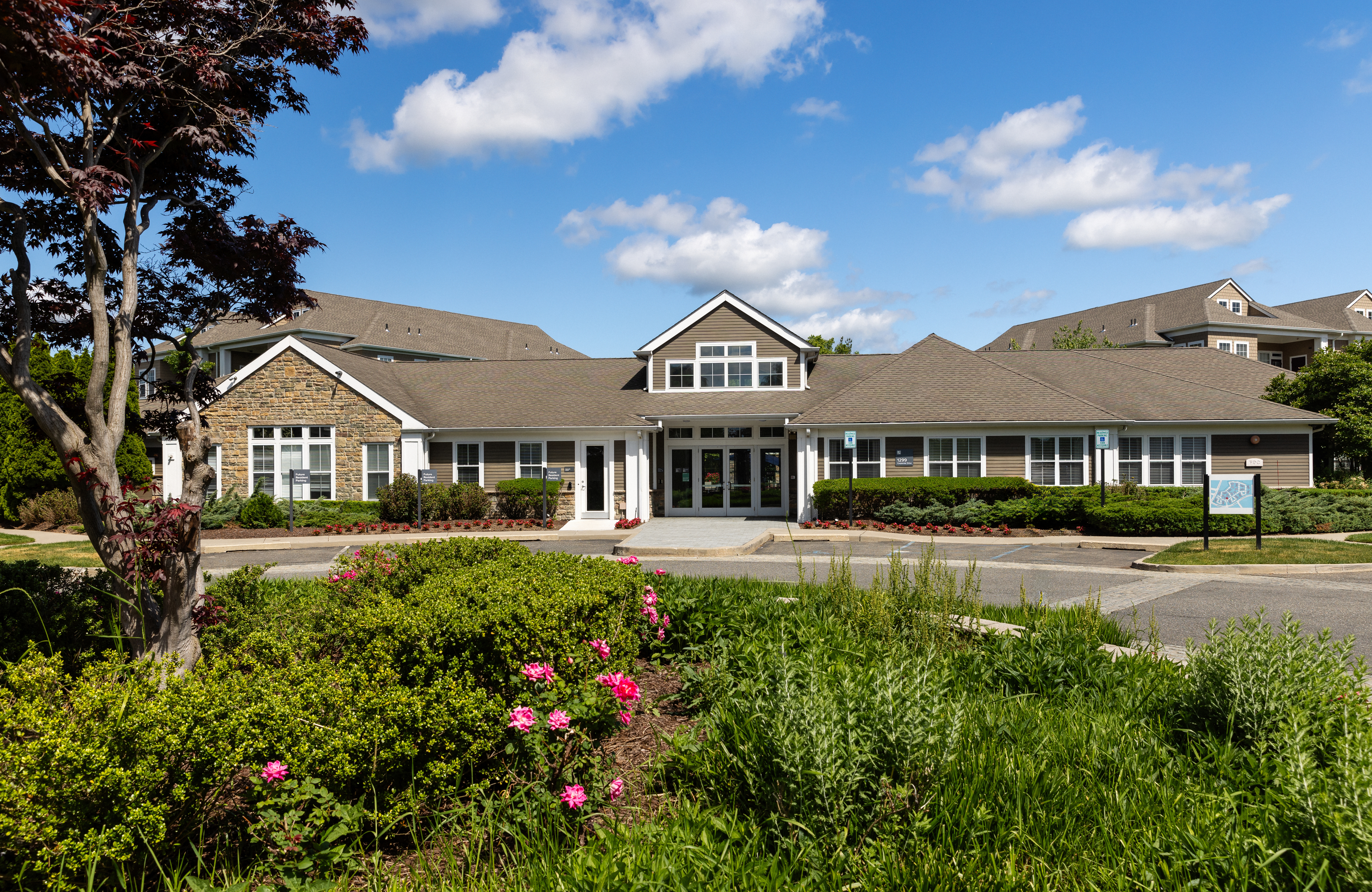 Avalon Westbury 40 of 40