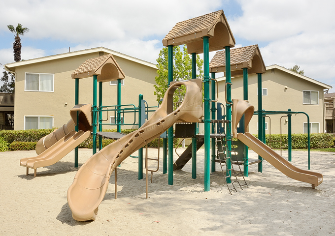 Playroom at Eaves Mission Ridge (1 of 2)
