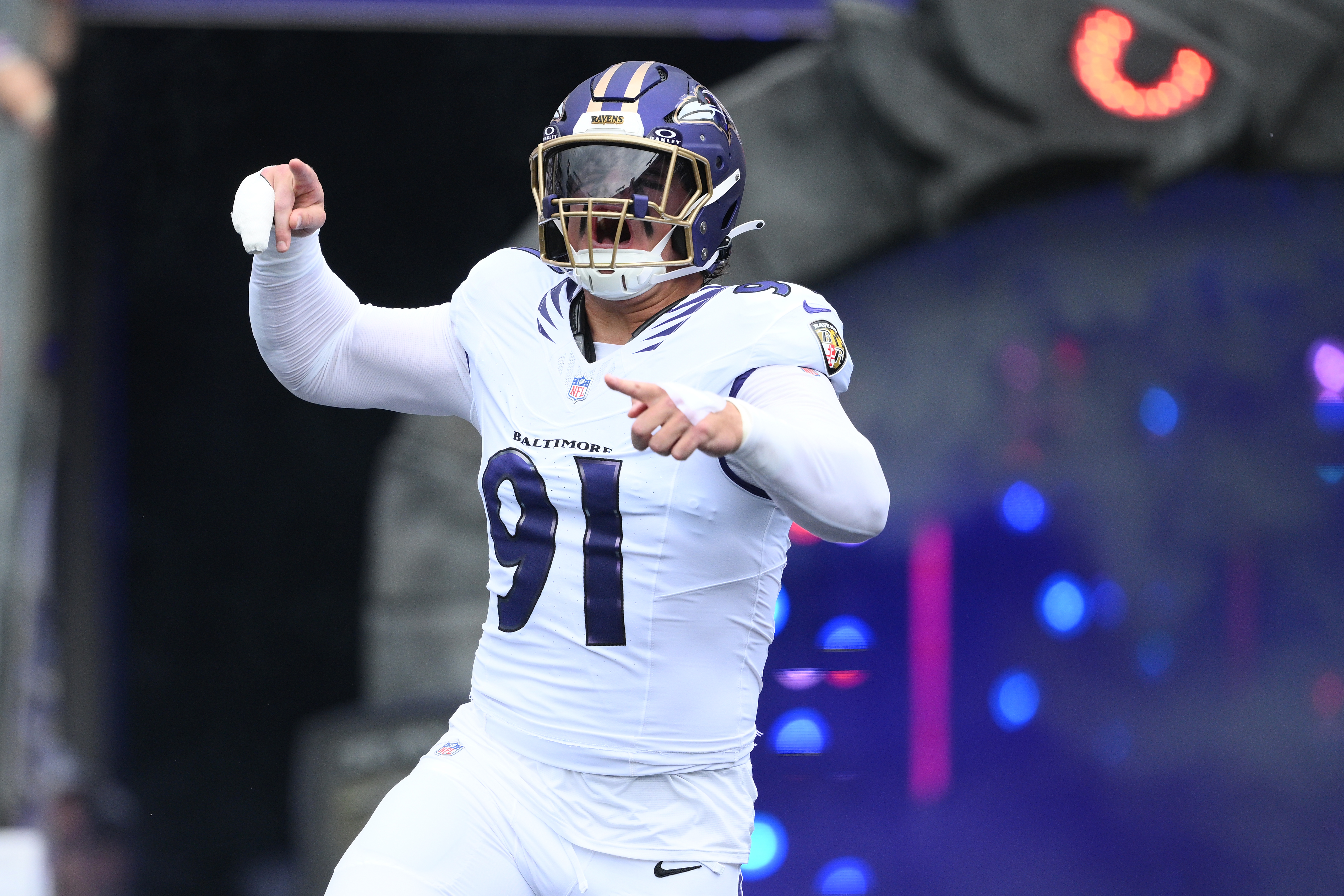 Ravens outside linebacker Trey Hendrickson takes to the field before the team's Week 2 game against the New Orleans Saints.