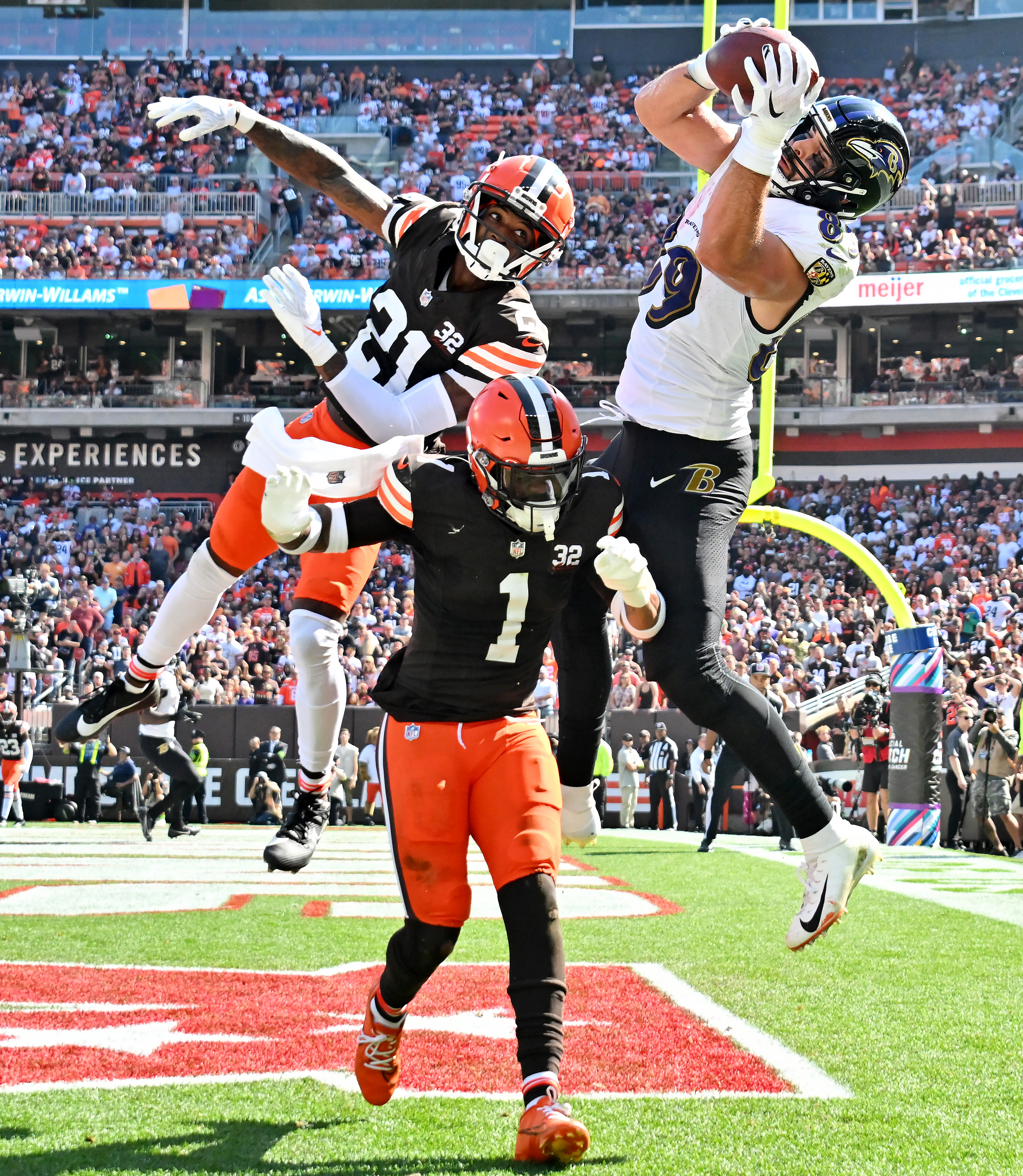 Baltimore Ravens Blow Past Cleveland Browns 28-3: Live Game Log