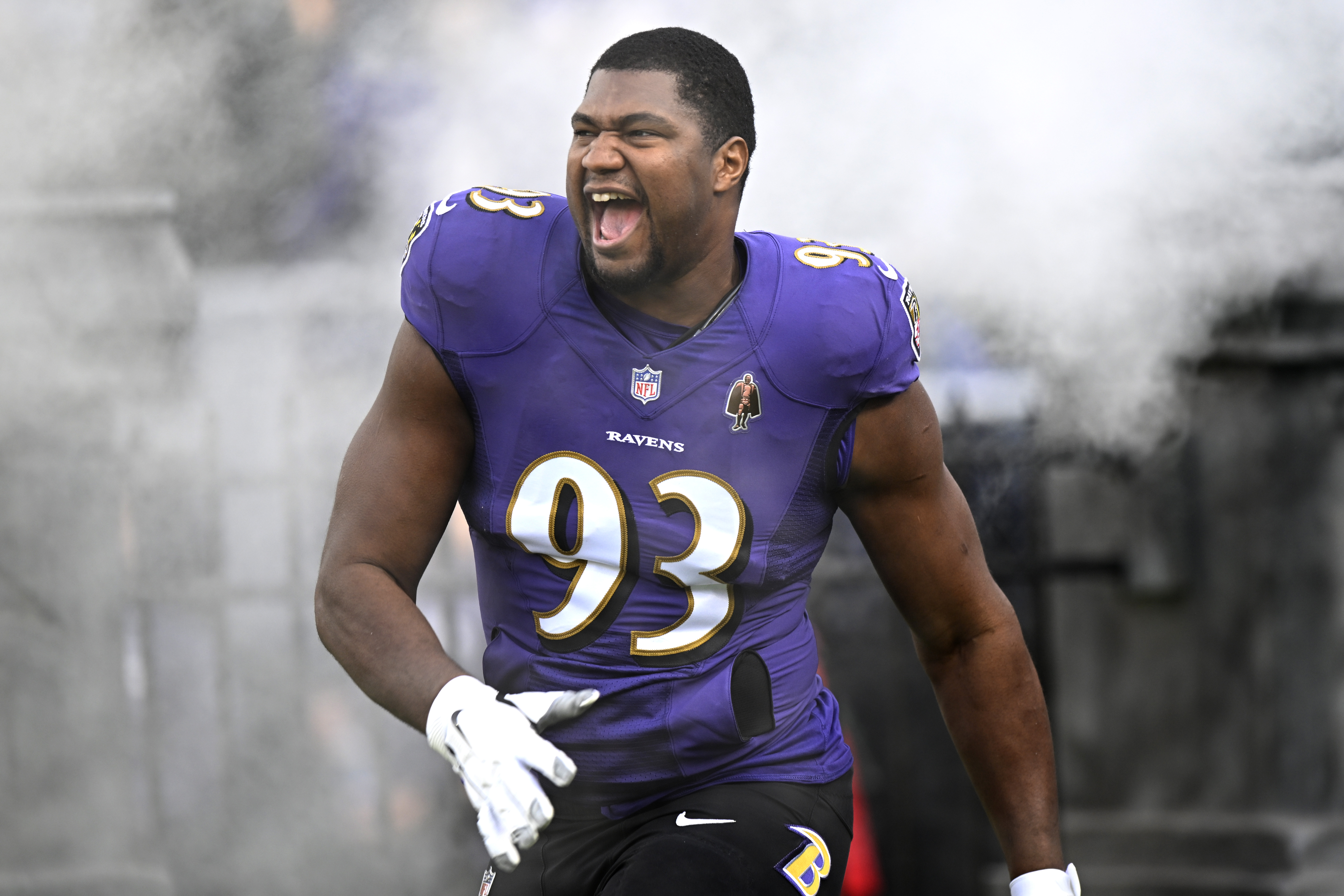 Ravens Release Veteran DL Calais Campbell