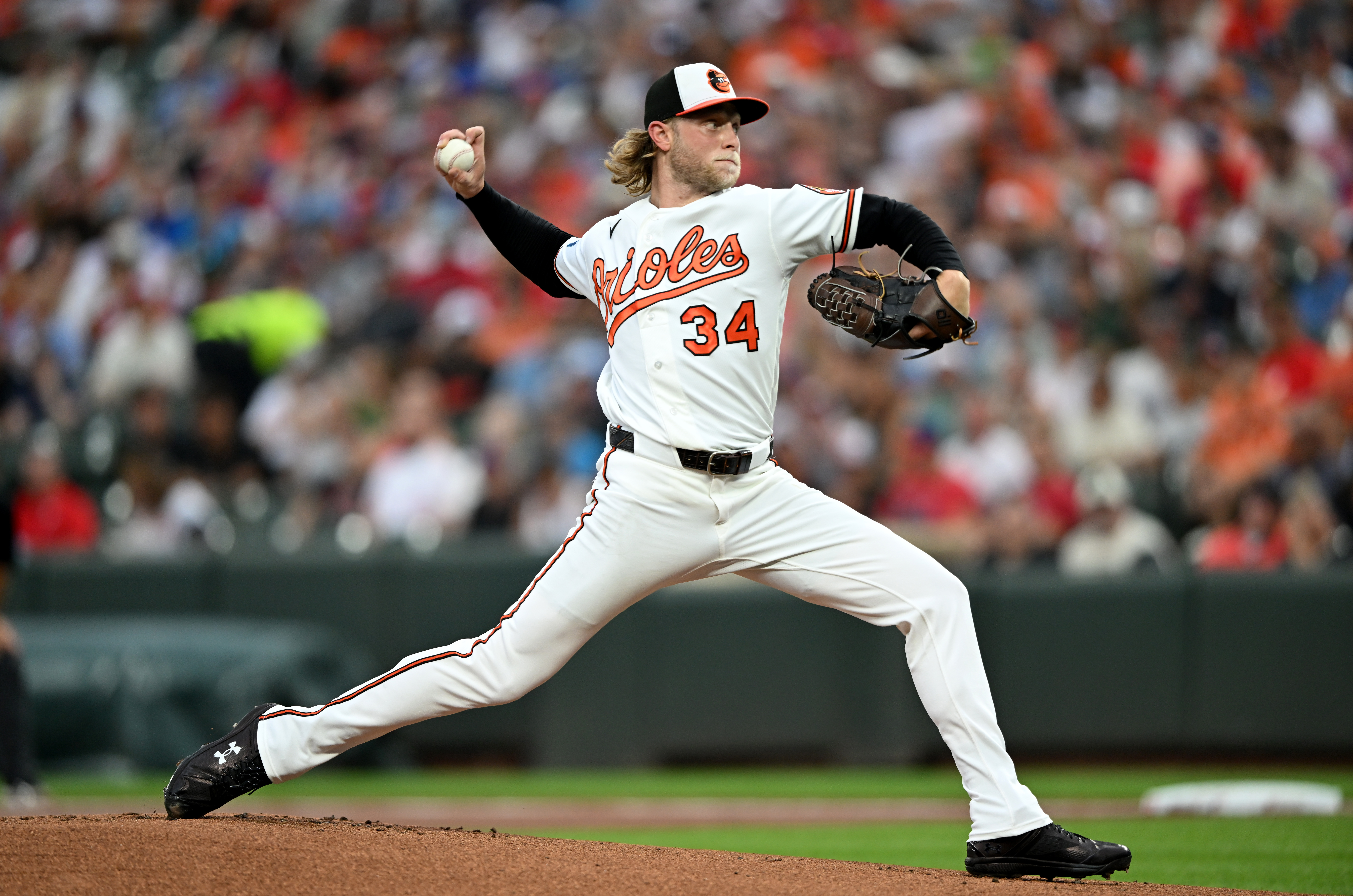 Orioles strand bases loaded twice, bullpen falters in loss to Phillies