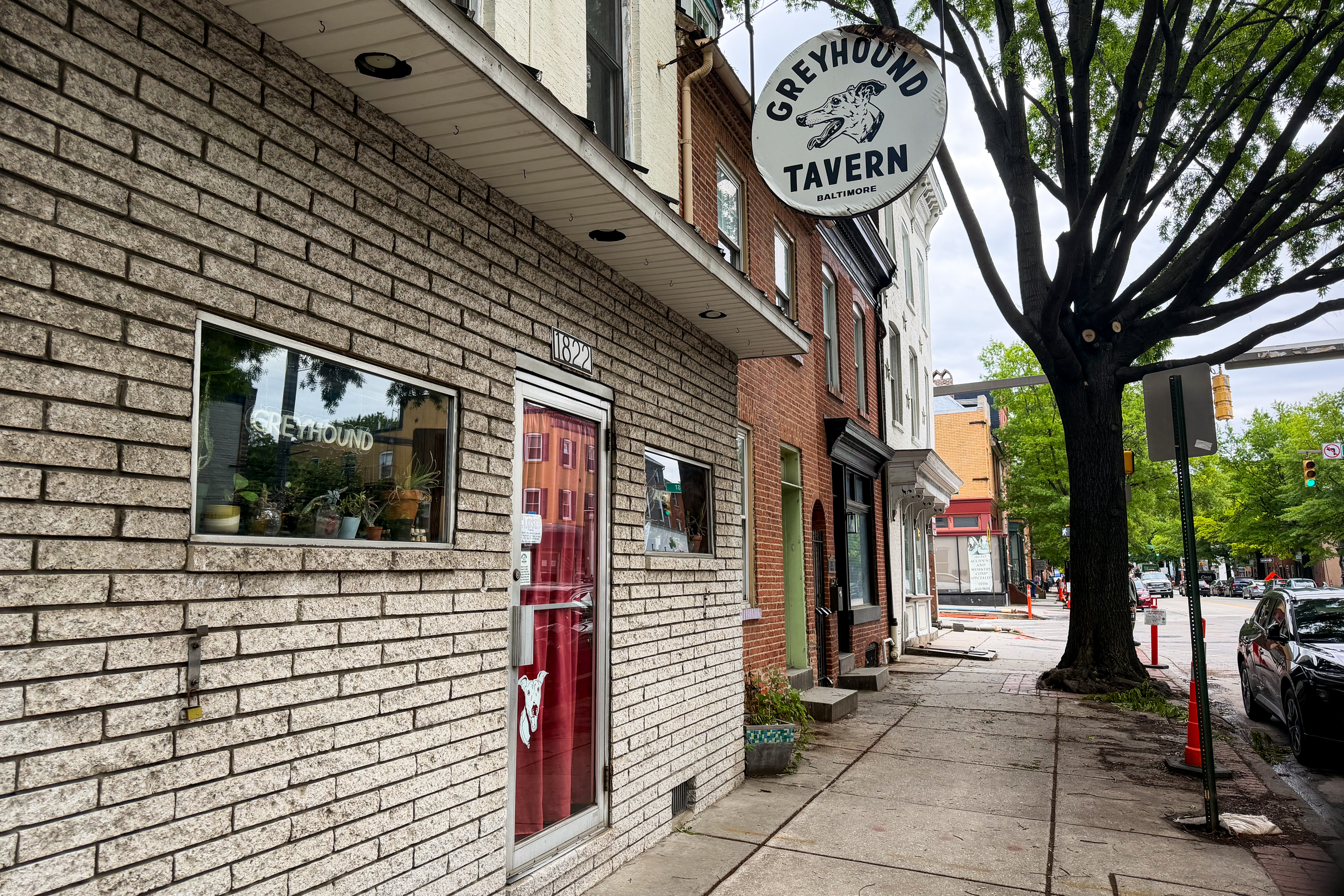 Goodbye, Greyhound Tavern, the strangest, homiest dive bar in my neighborhood