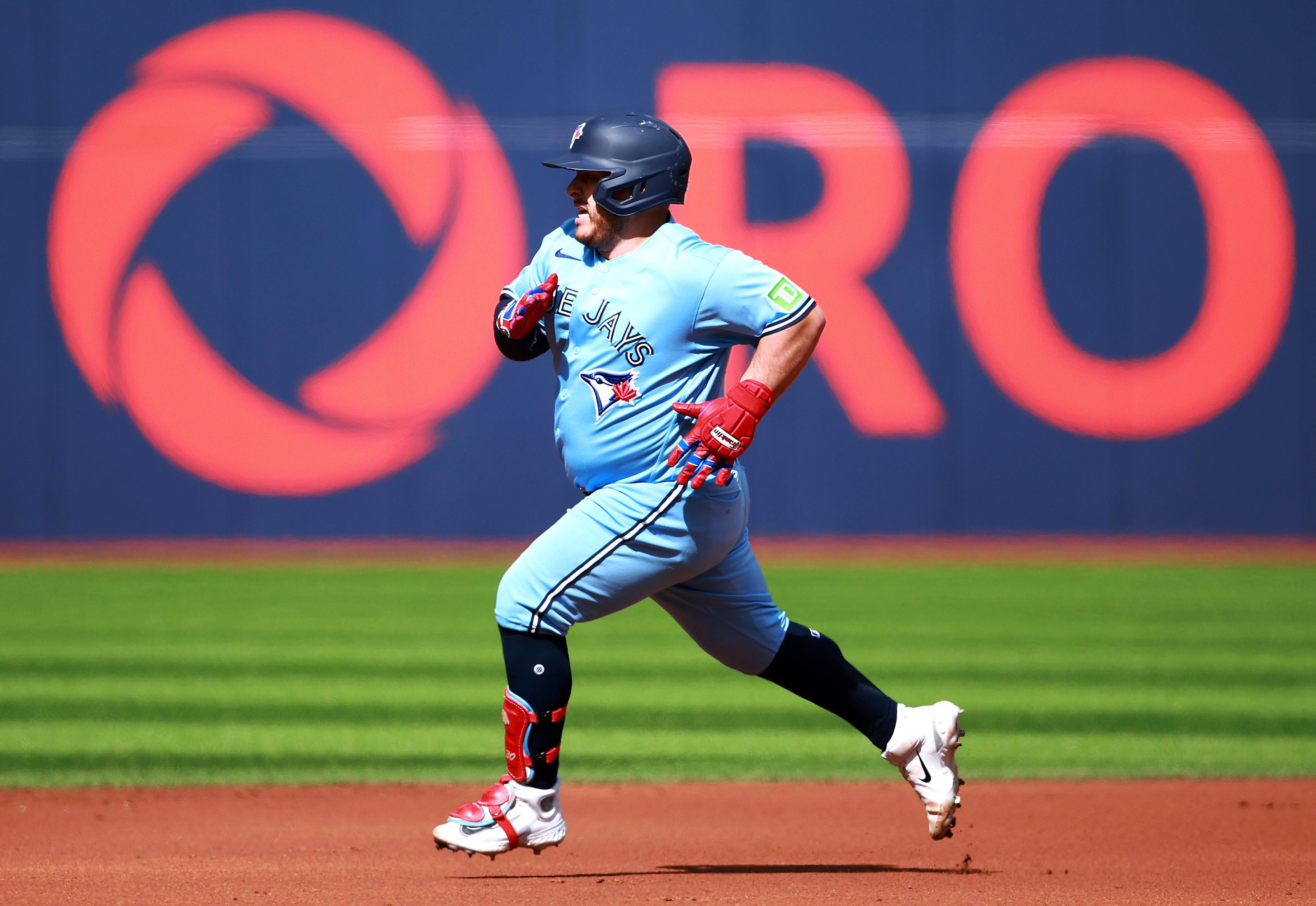 Kirk has 3 RBIs, Bassitt pitches 8 innings as Blue Jays blank Nationals 7-0