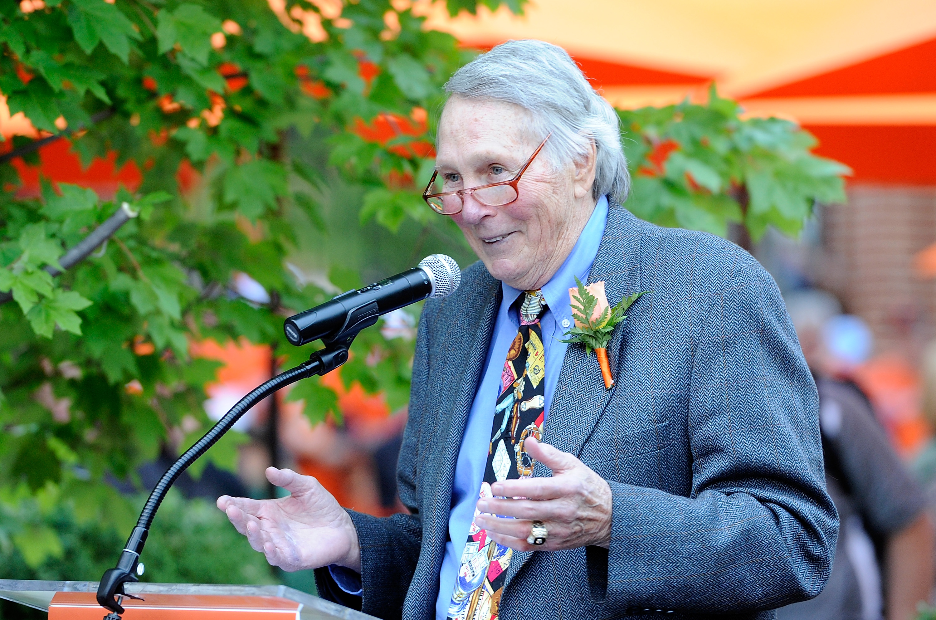 Orioles legend, MLB Hall-of-Famer Brooks Robinson dies at 86