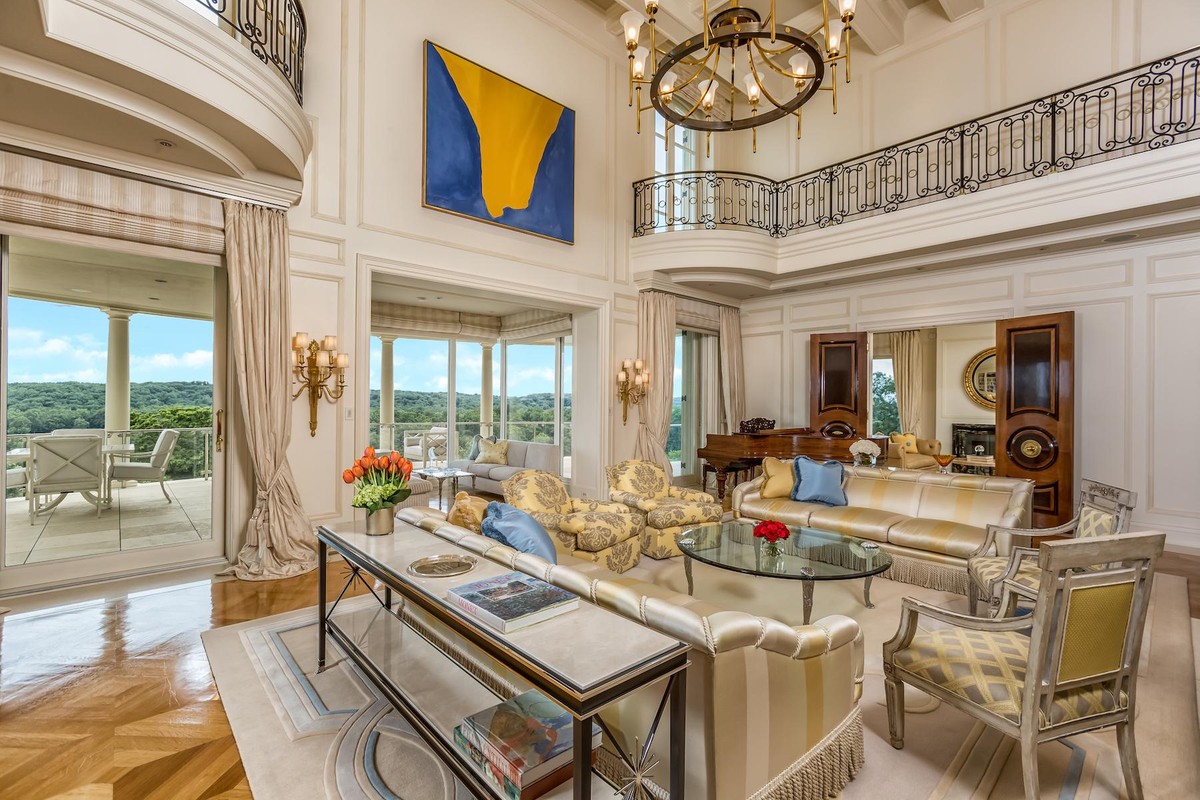 Dan Snyder Lists Maryland's Most Expensive Home For $49M