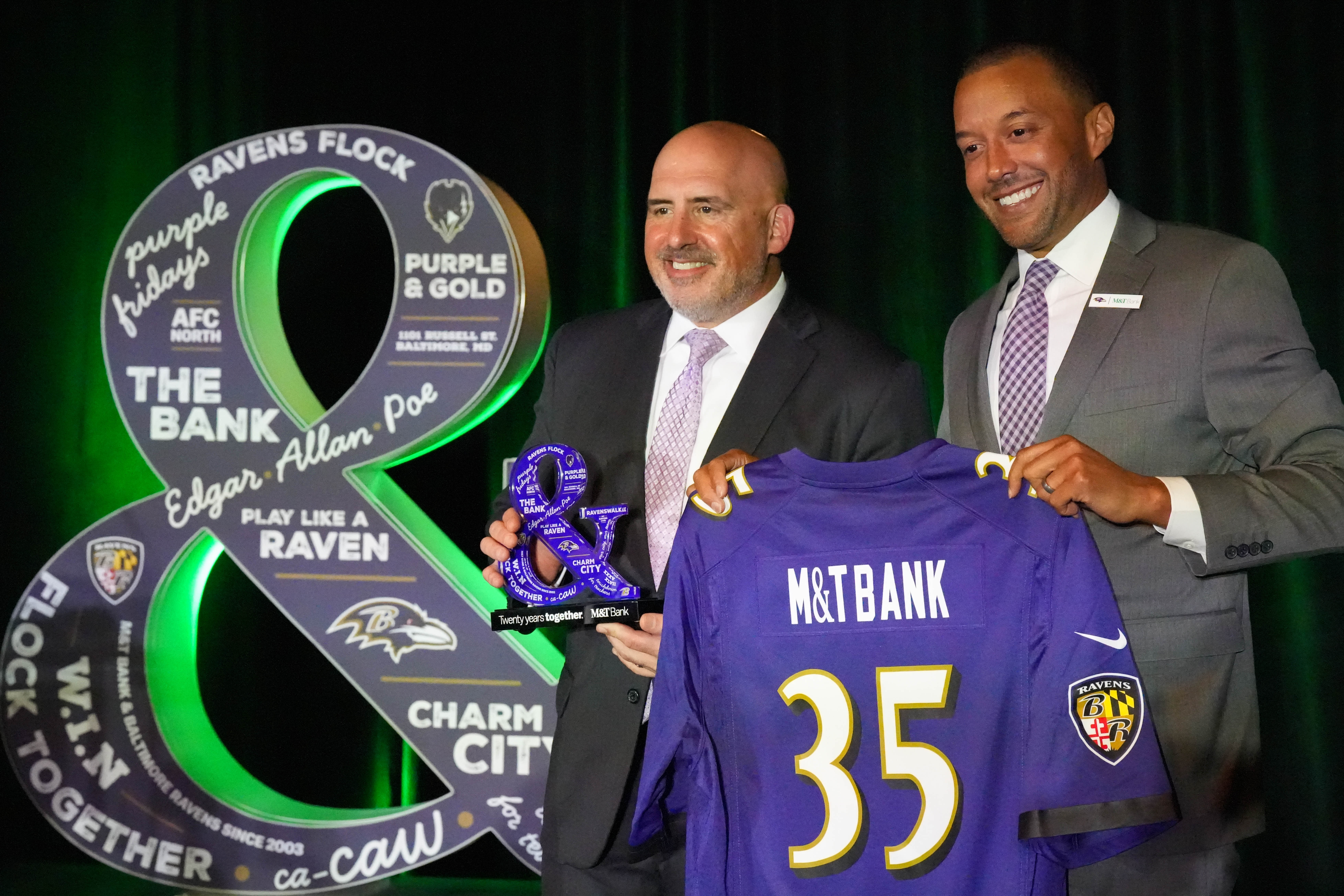 M&T Bank extends Ravens stadium naming rights