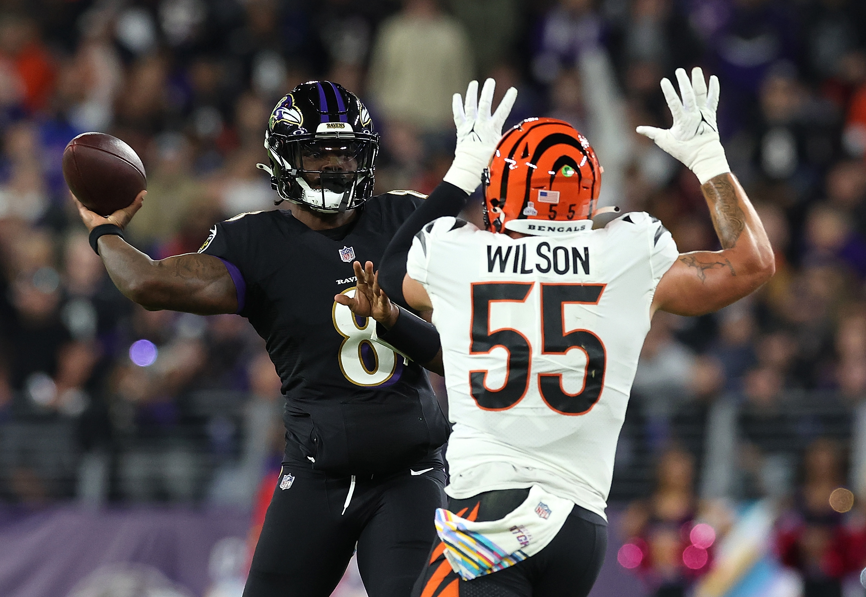 Tucker's leg lifts Ravens with 19-17 victory over Bengals