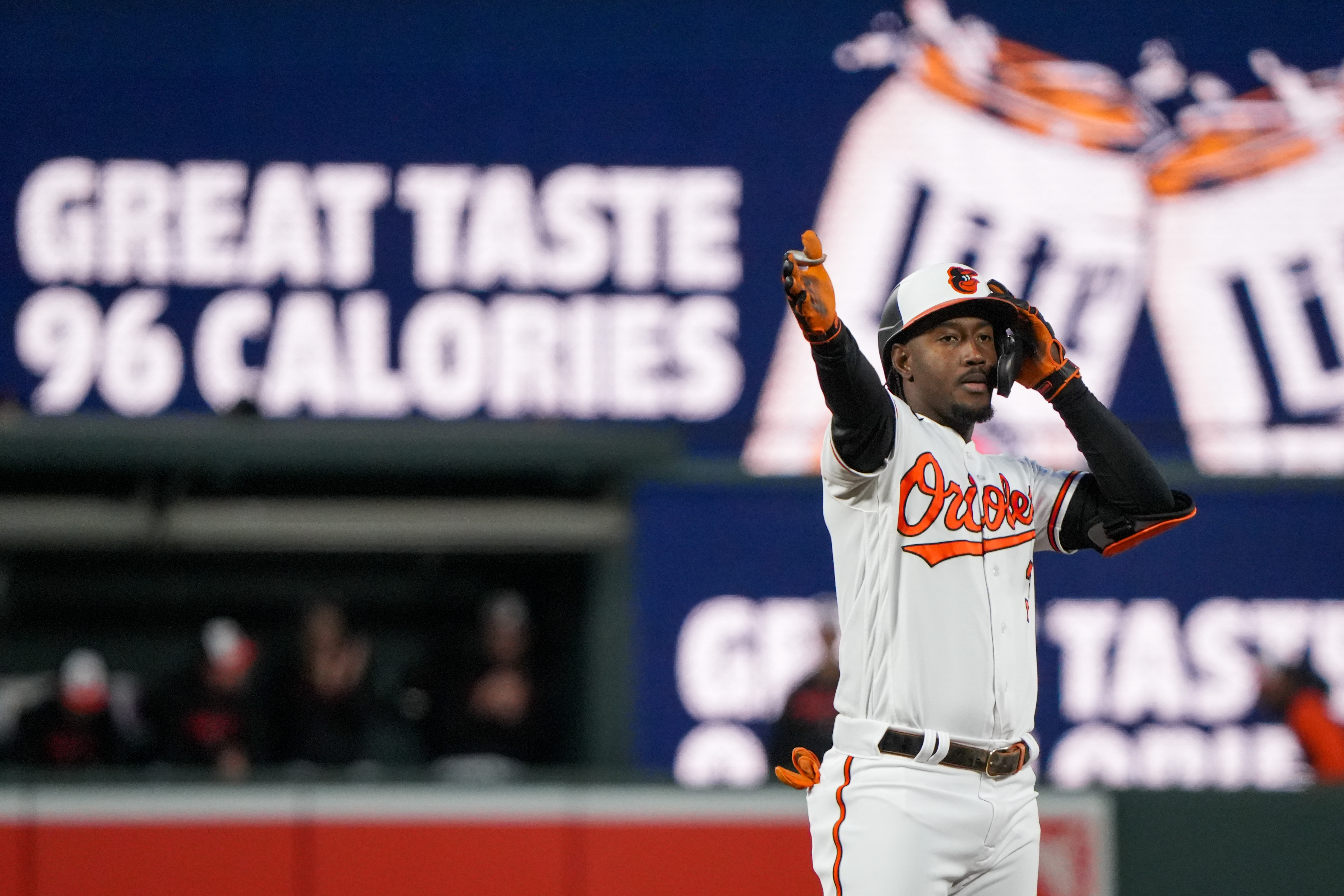 Quickie - Injured by HBP, Orioles' Jorge Mateo Helped to 1st Base